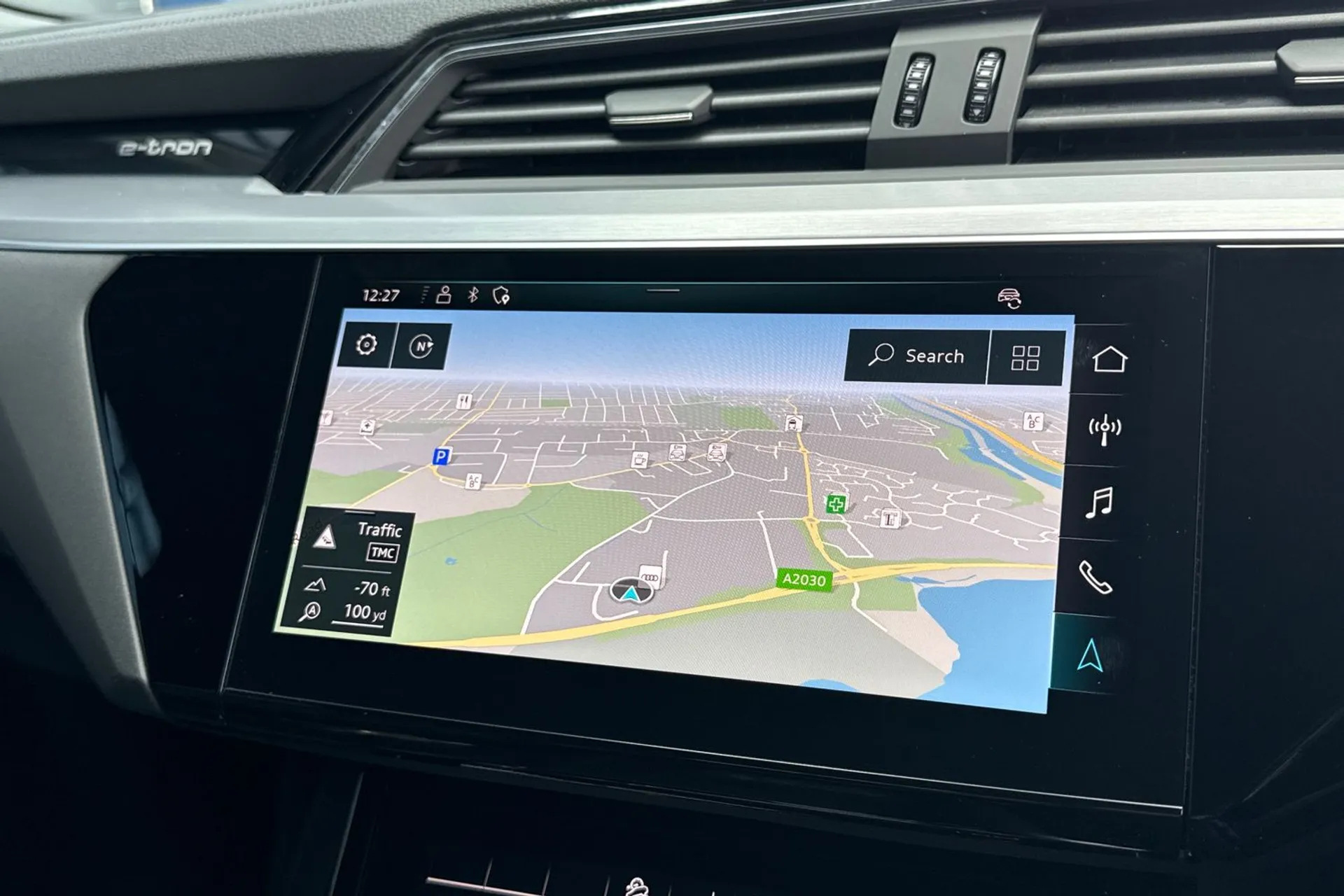 Audi e-tron thumbnail image number 32