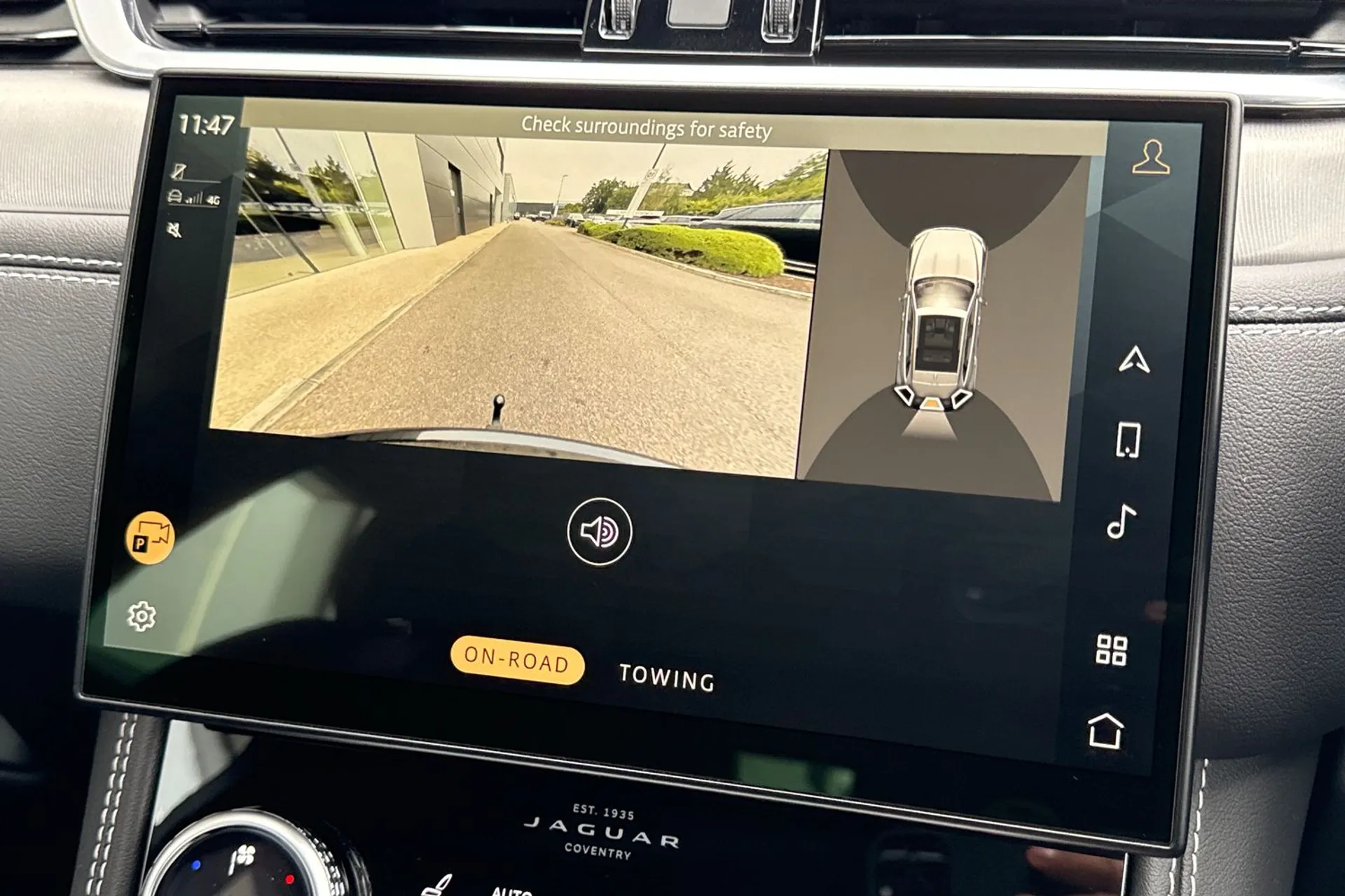 Jaguar F-Pace thumbnail image number 6