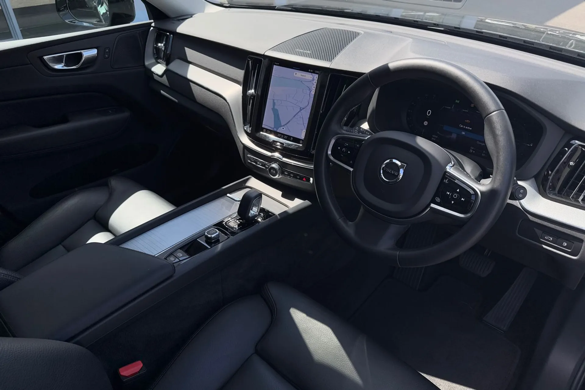 Volvo XC60 thumbnail image number 5