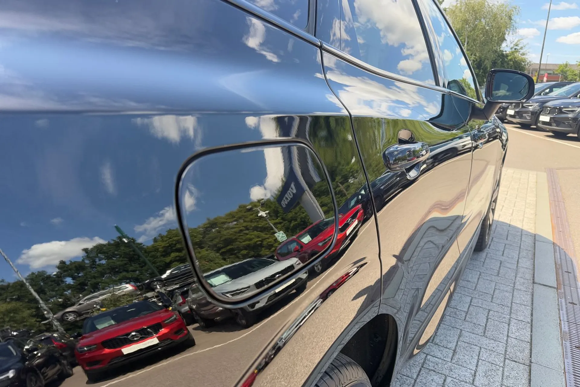 Volvo XC60 thumbnail image number 18
