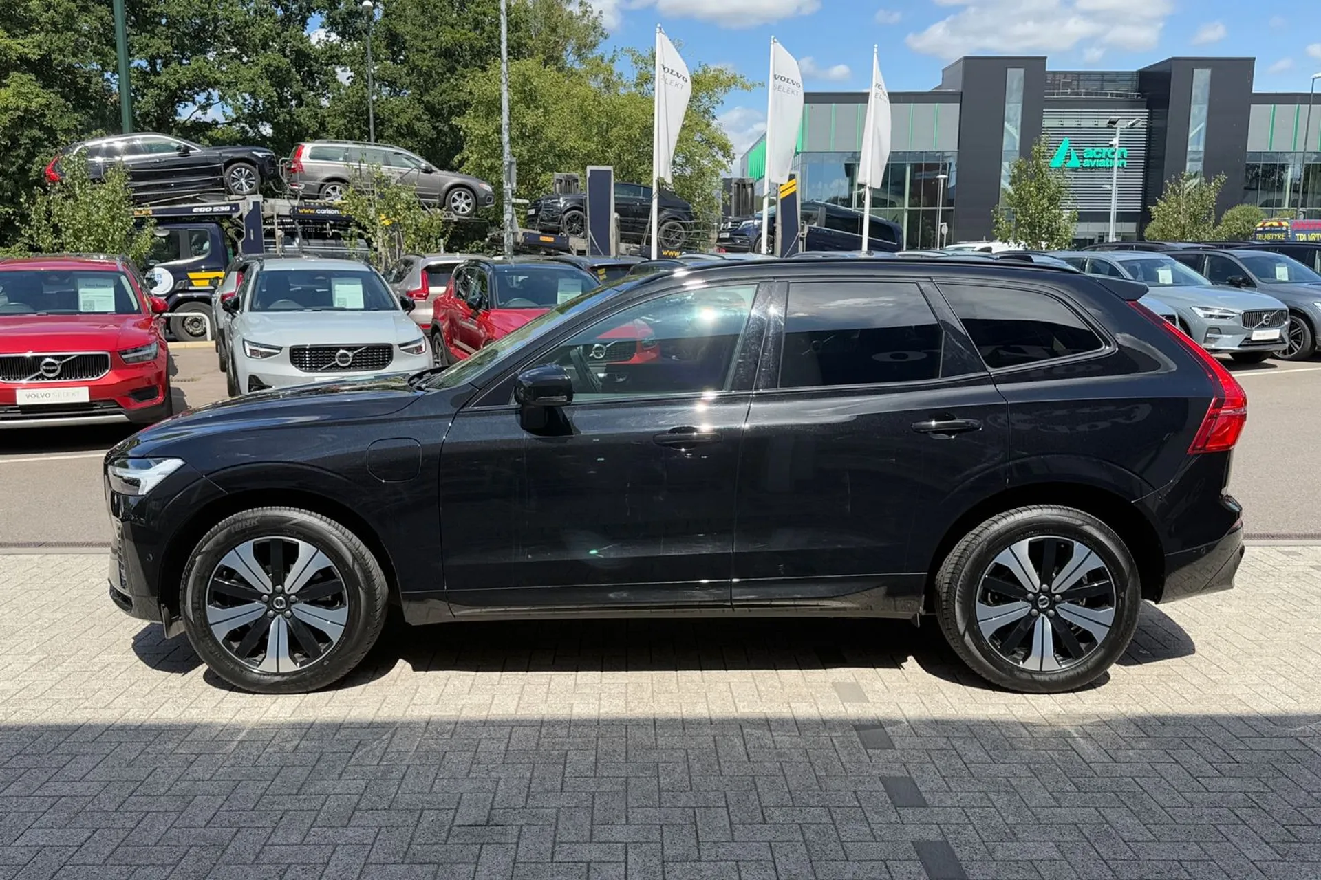 Volvo XC60 thumbnail image number 10