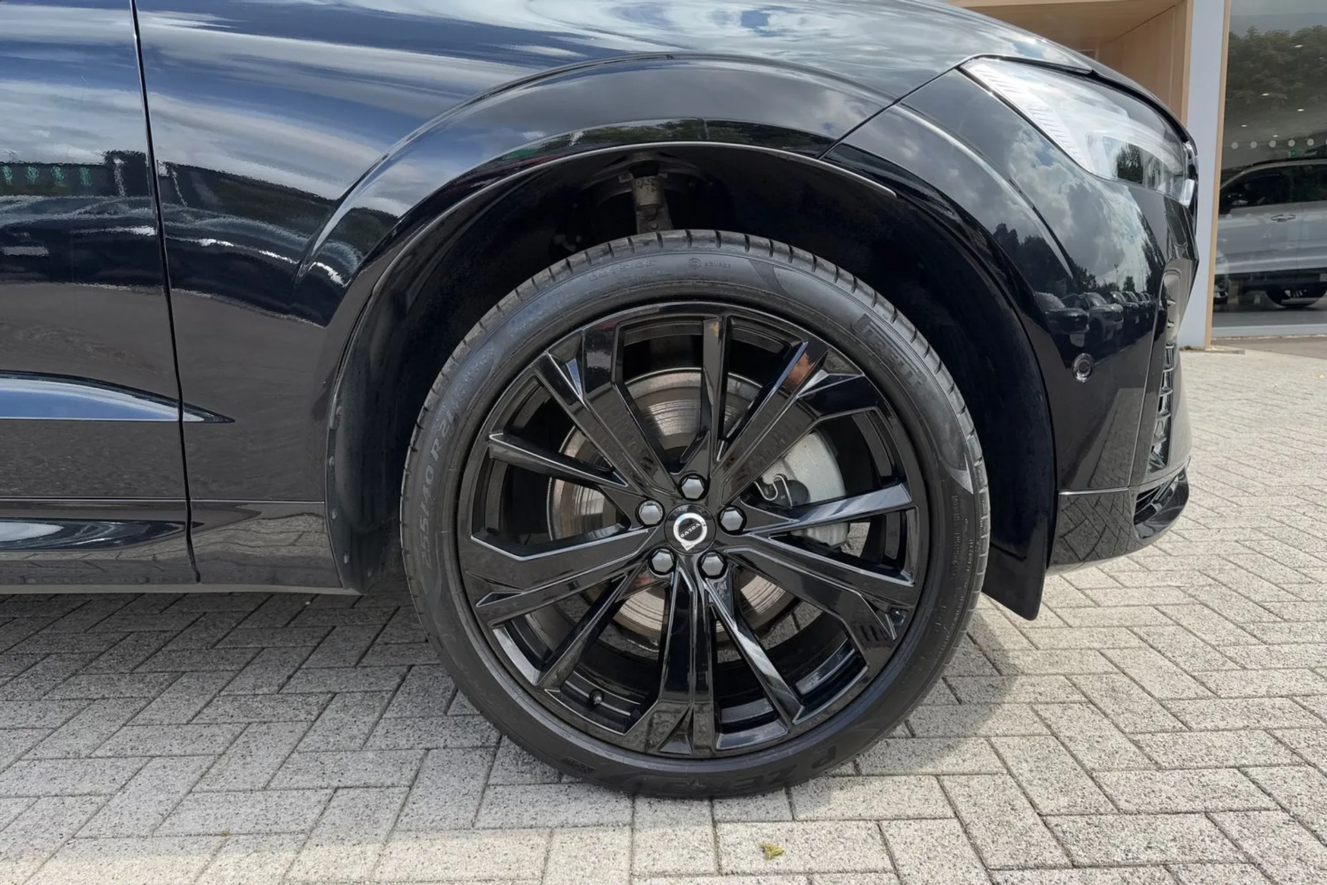 Volvo XC60 thumbnail image number 13