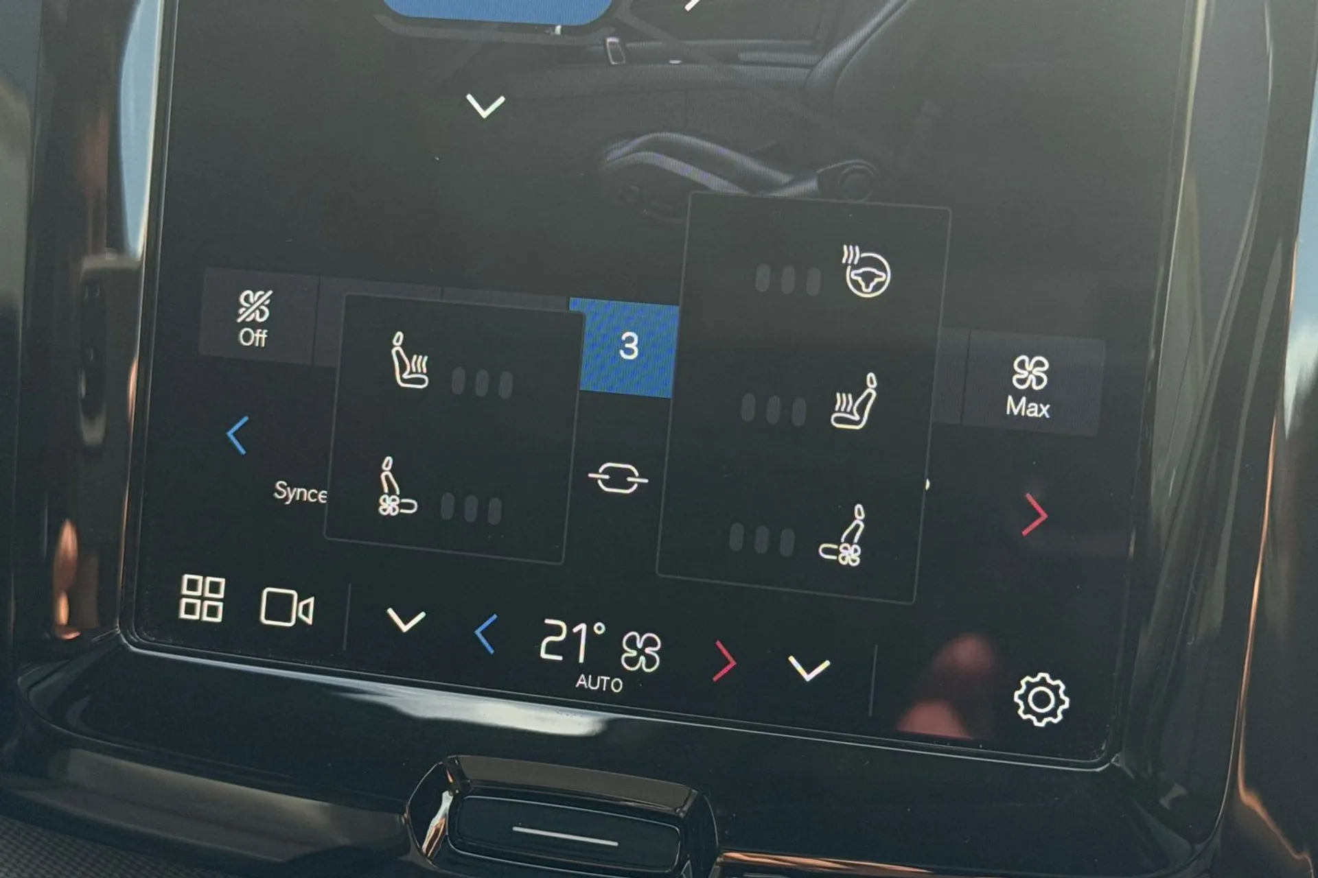 Volvo XC60 thumbnail image number 40