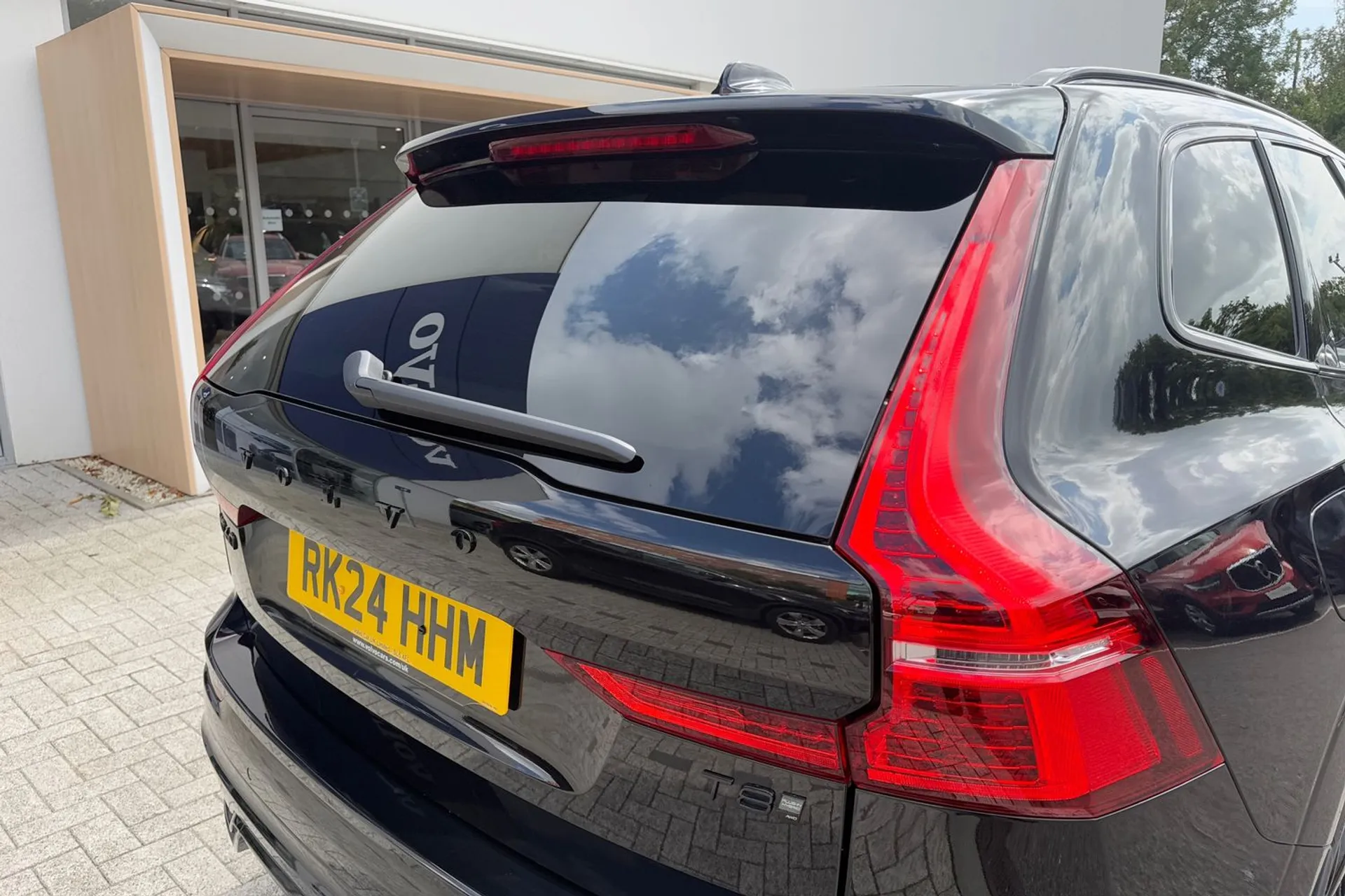 Volvo XC60 thumbnail image number 15