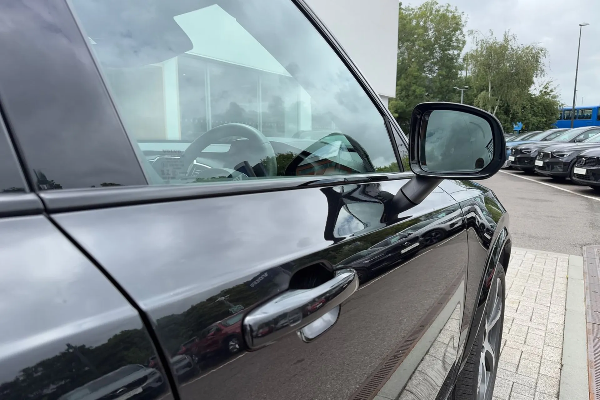 Volvo XC90 thumbnail image number 18