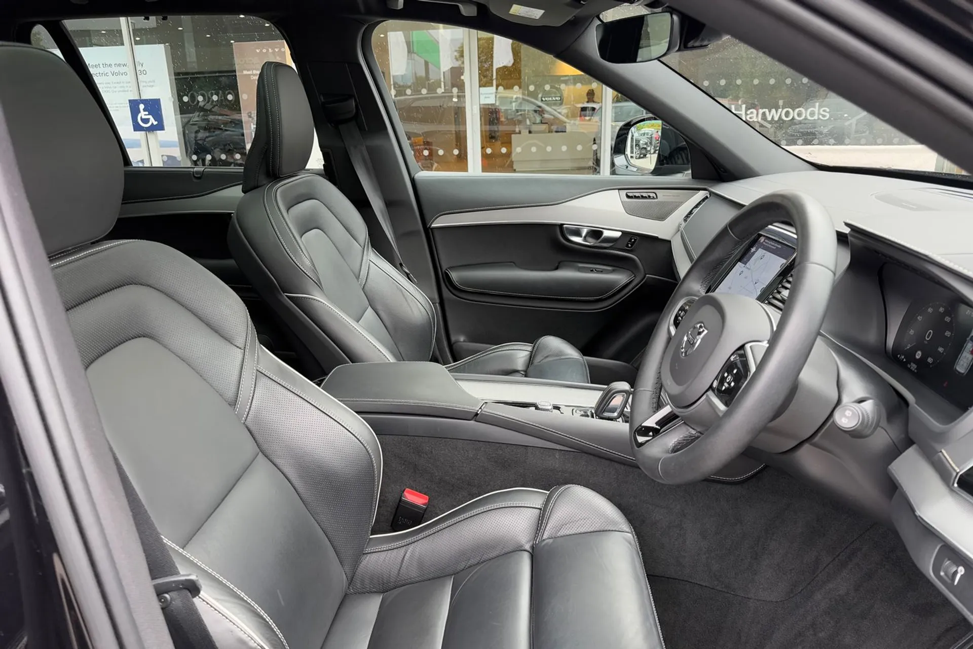 Volvo XC90 thumbnail image number 27