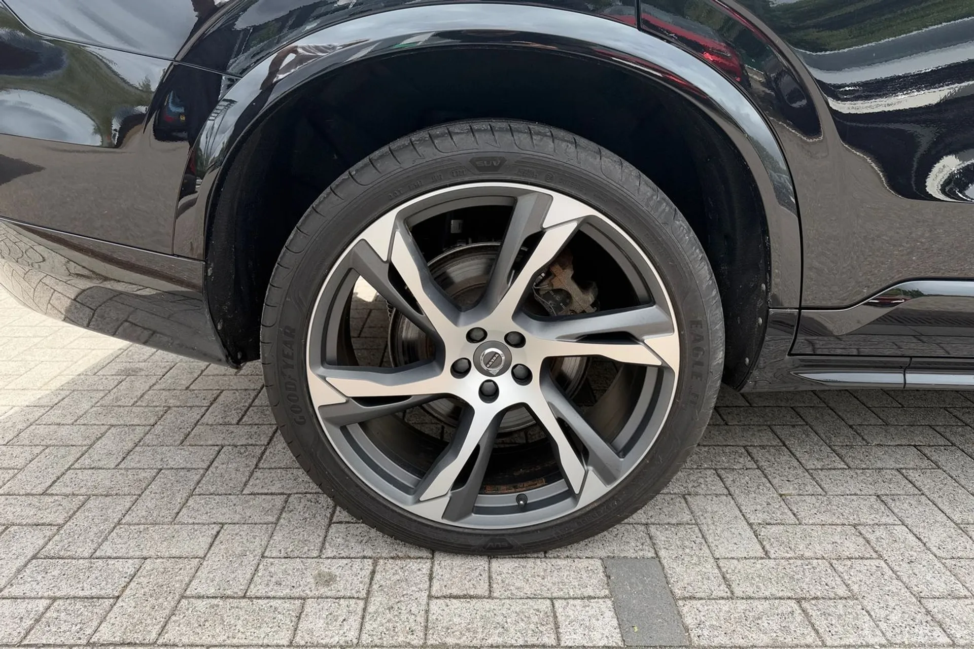 Volvo XC90 thumbnail image number 15