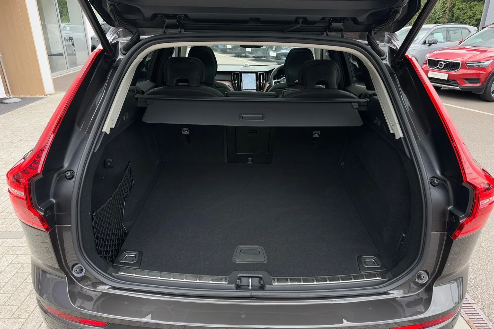 Volvo XC60 thumbnail image number 19