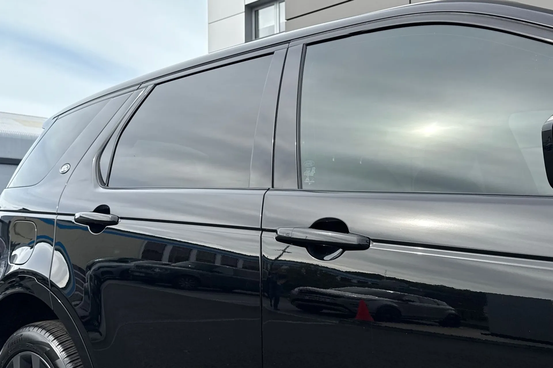 LAND ROVER DISCOVERY SPORT thumbnail image number 32