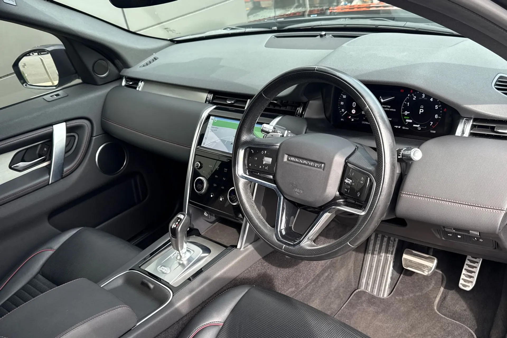 LAND ROVER DISCOVERY SPORT thumbnail image number 18