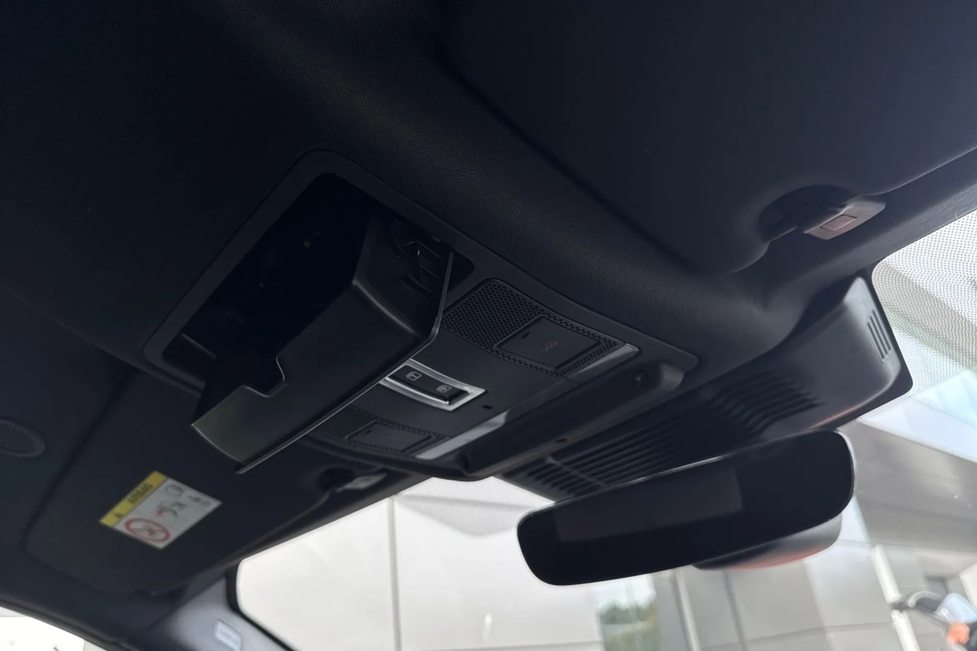 LAND ROVER DISCOVERY SPORT thumbnail image number 60