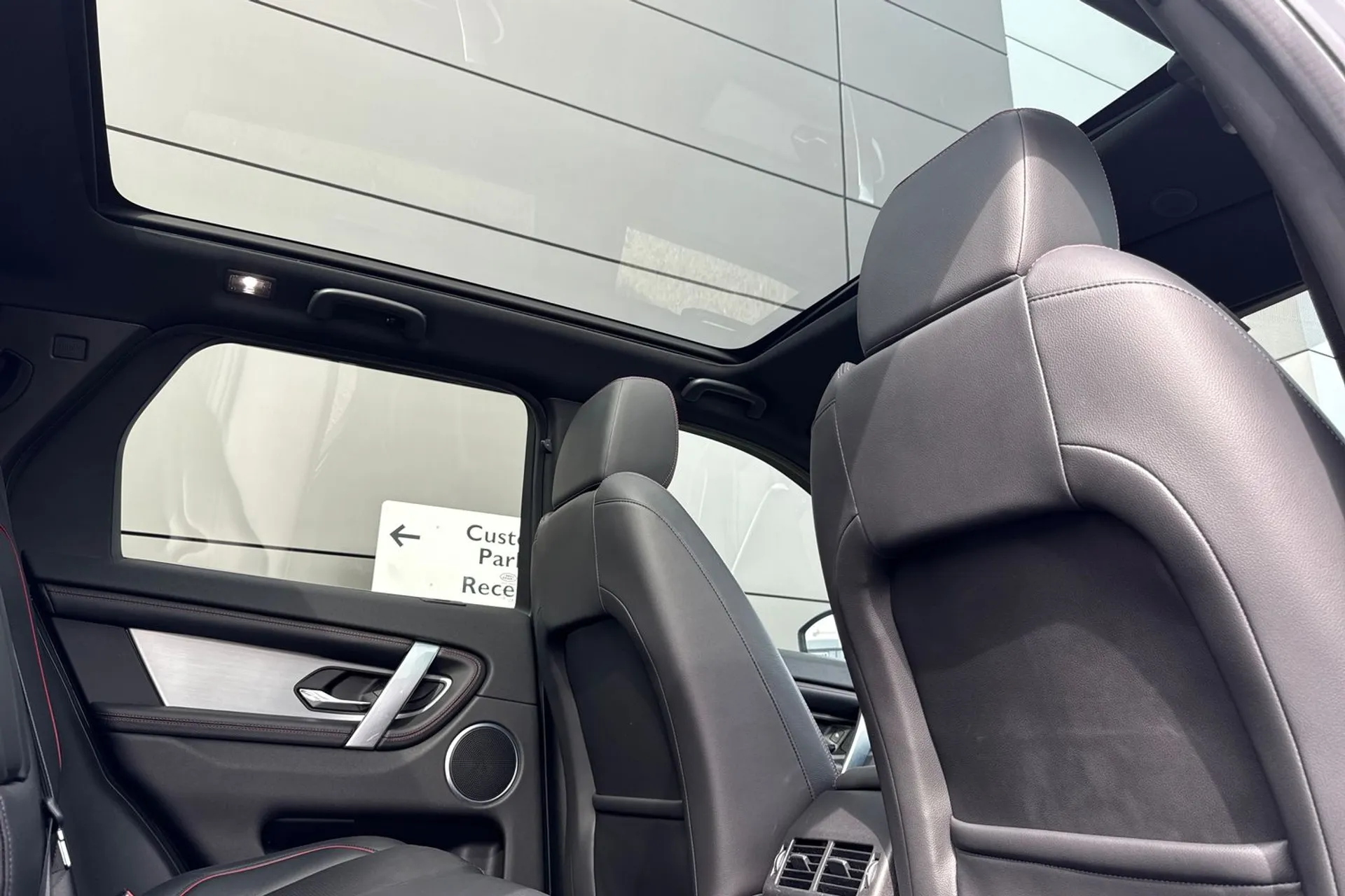 LAND ROVER DISCOVERY SPORT thumbnail image number 40