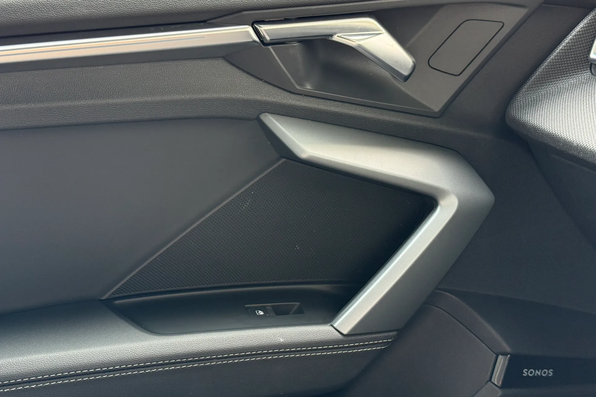 Audi A3 thumbnail image number 37