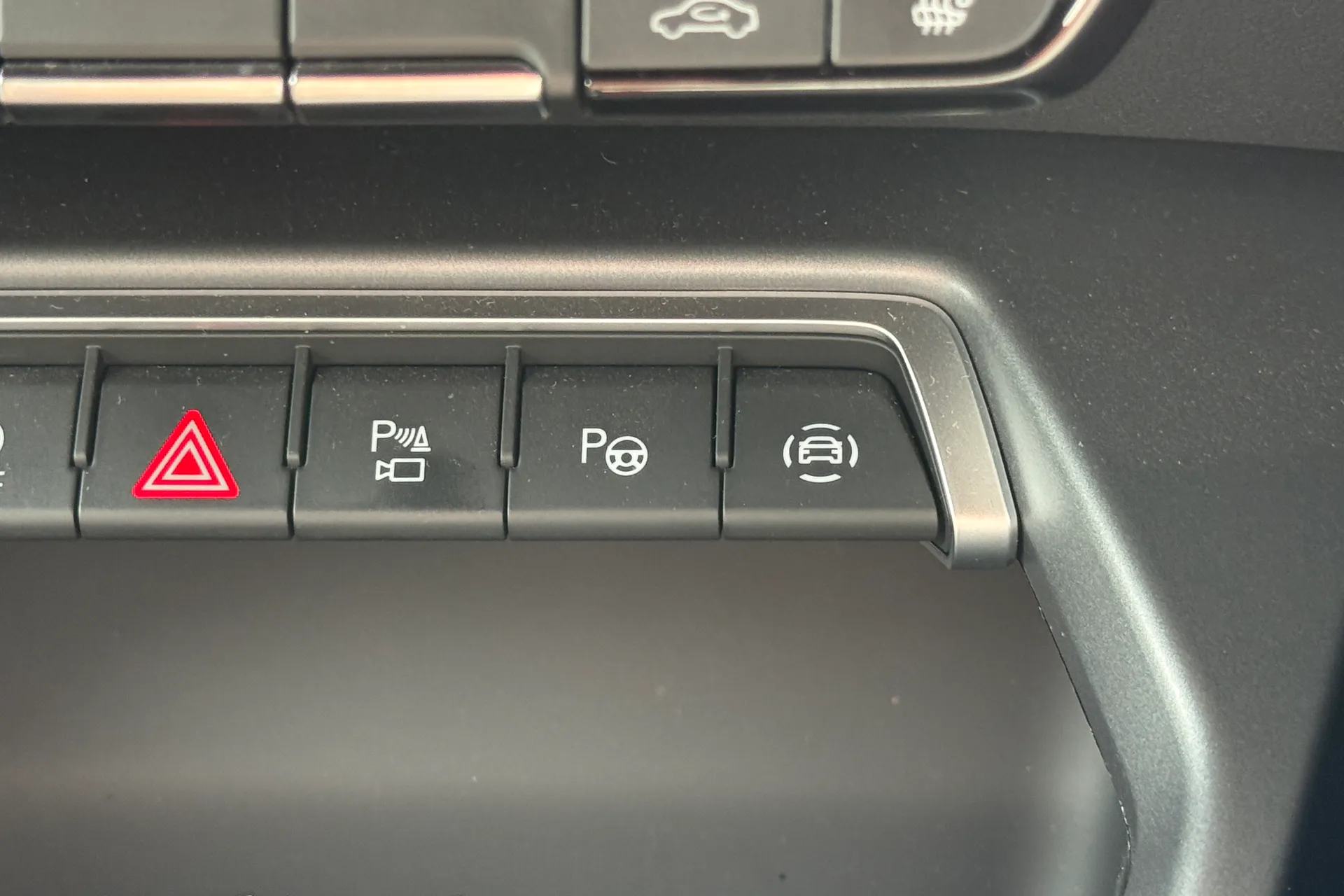 Audi A3 thumbnail image number 35