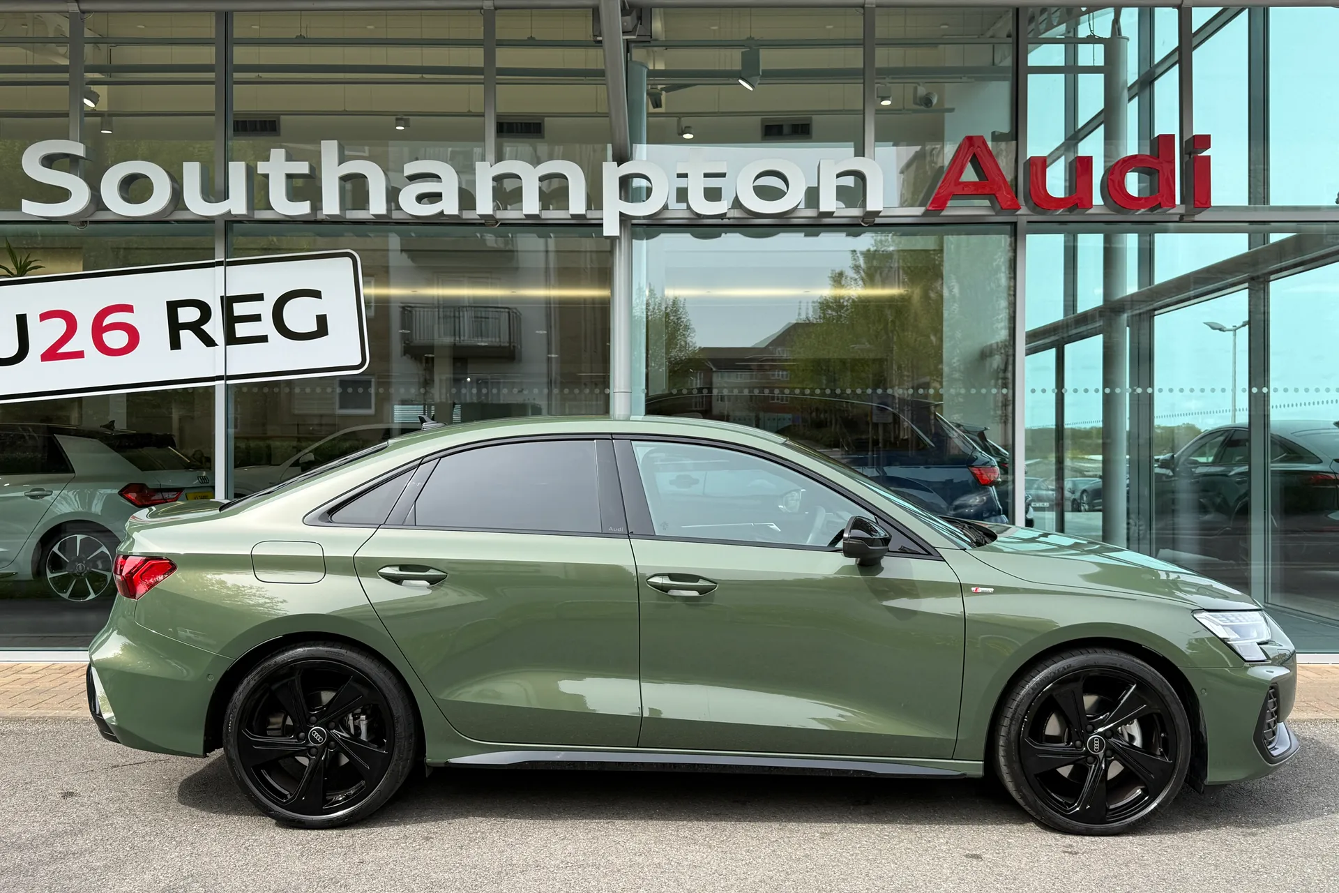 Audi A3 thumbnail image number 2