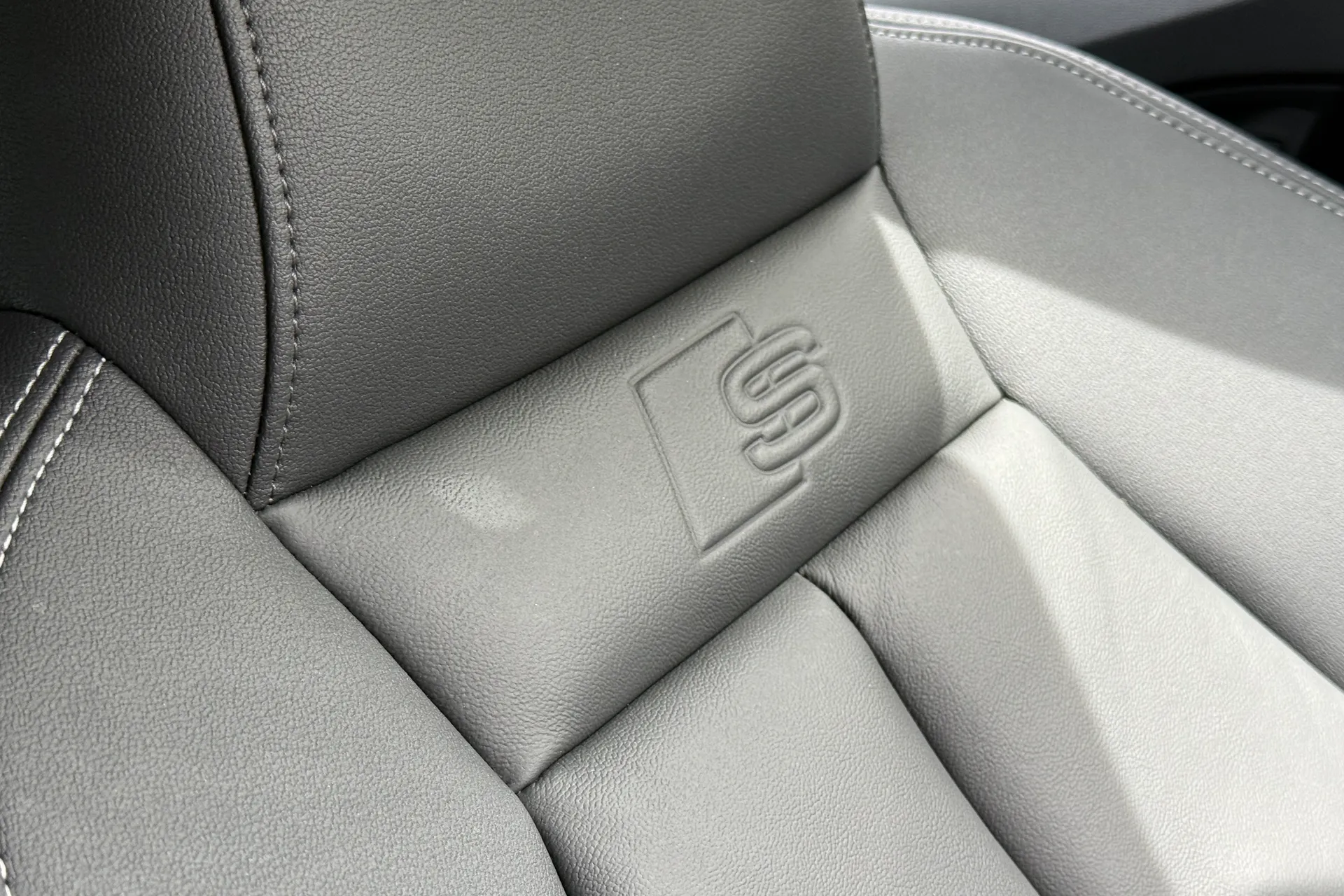 Audi A3 thumbnail image number 38