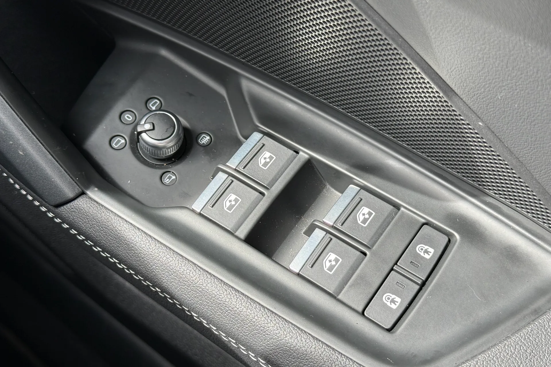 Audi A3 thumbnail image number 39