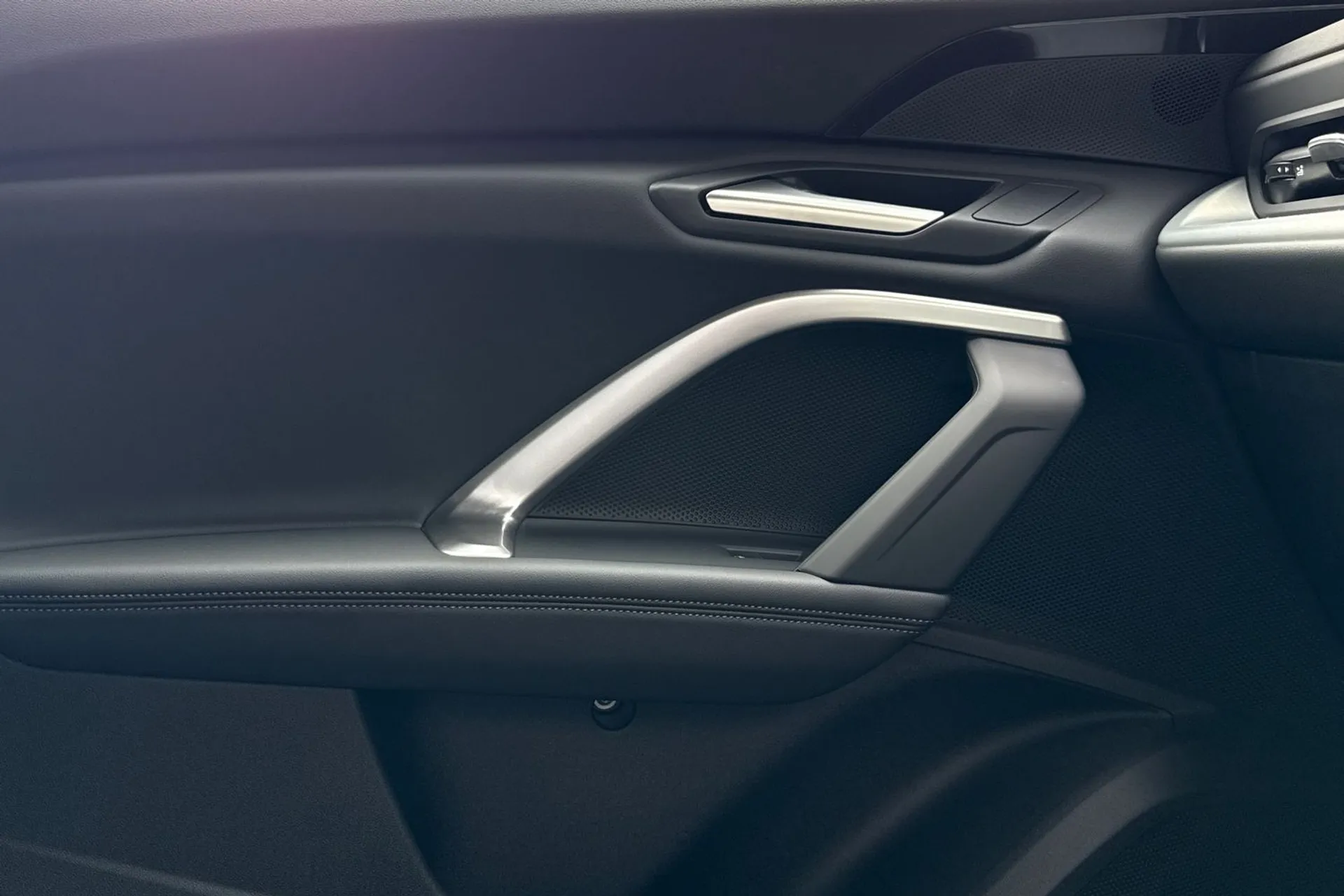 Audi Q5 thumbnail image number 39