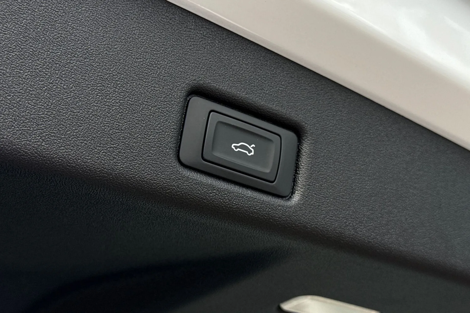 Audi Q5 thumbnail image number 19