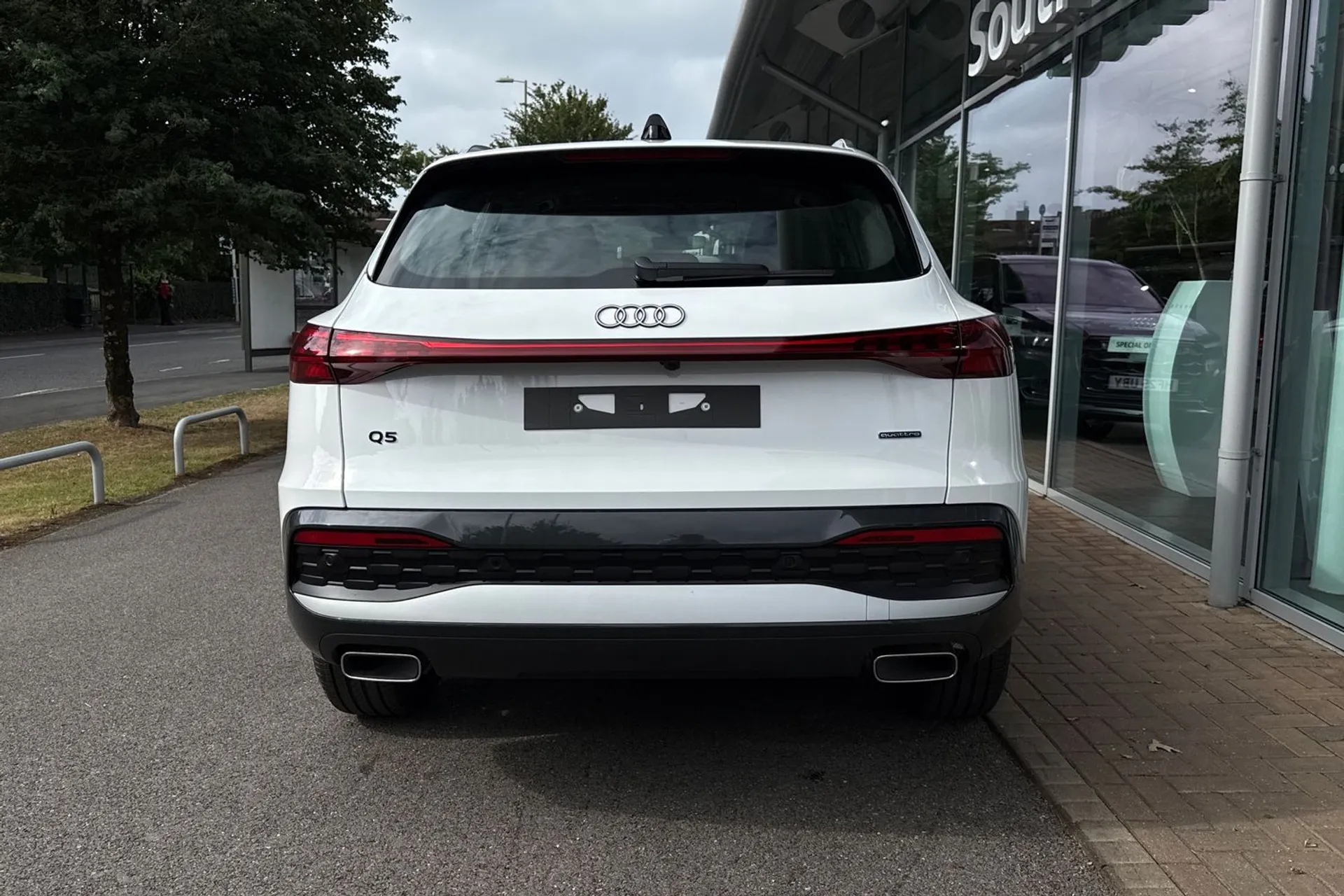 Audi Q5 thumbnail image number 7