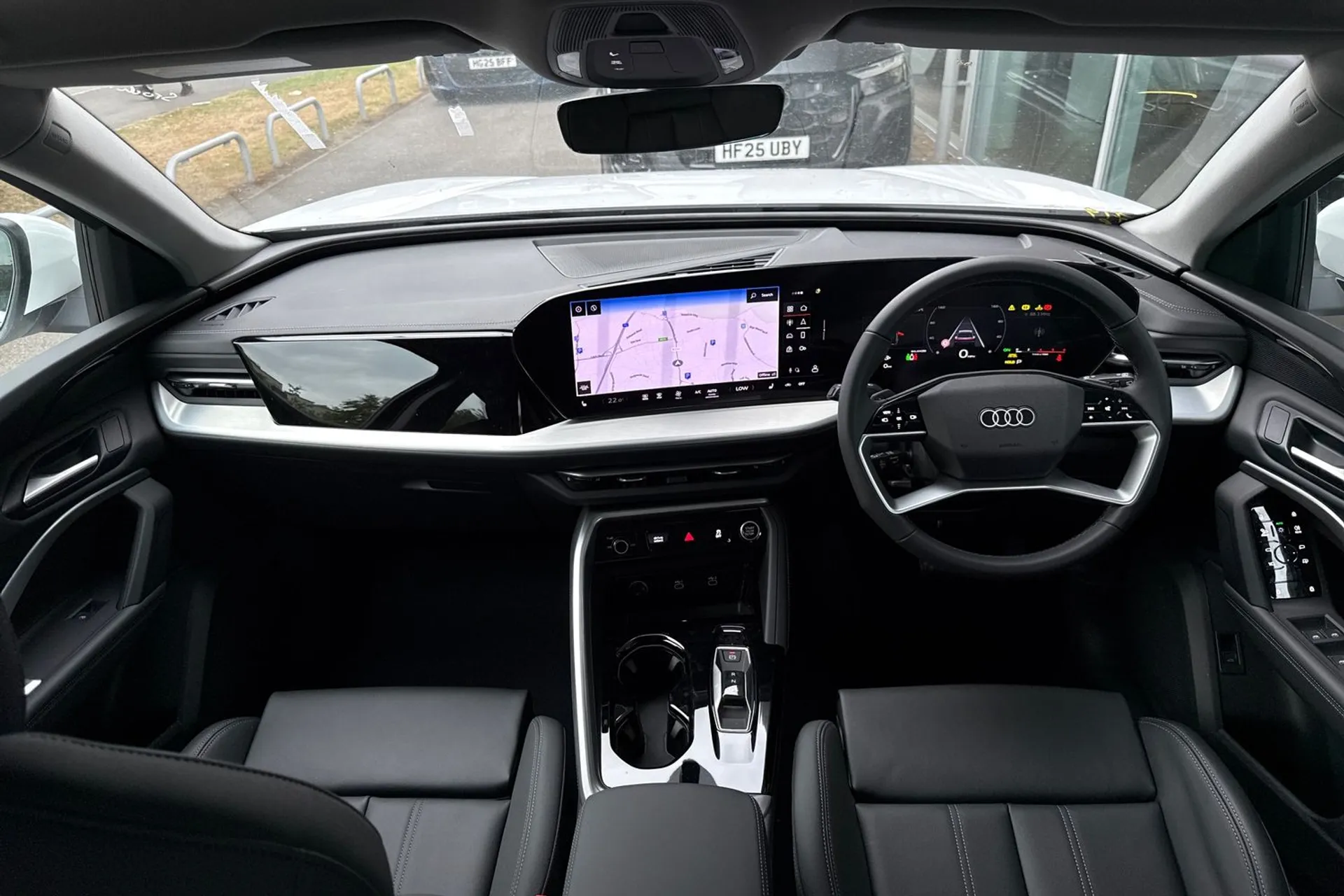 Audi Q5 thumbnail image number 3