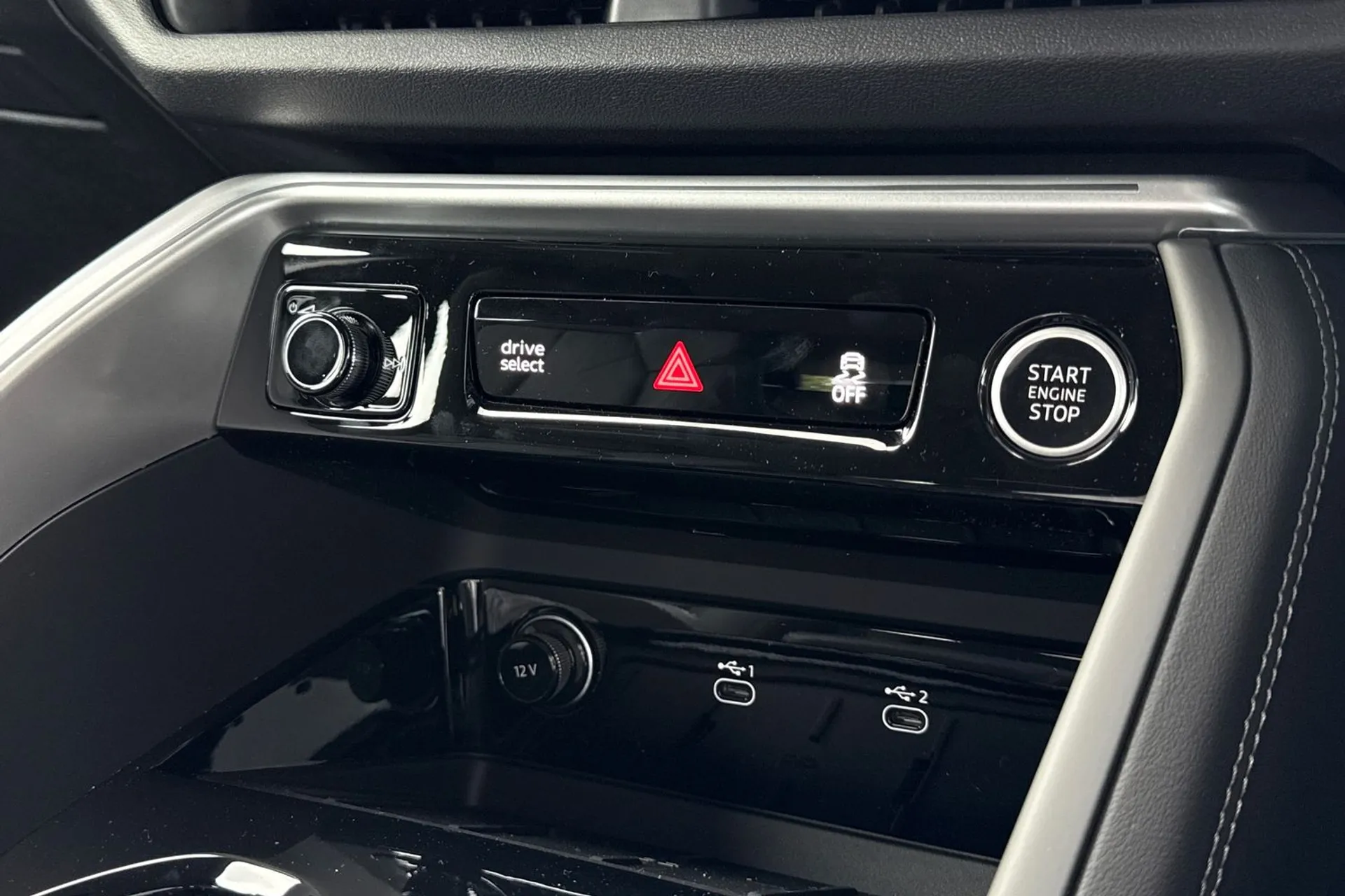 Audi Q5 thumbnail image number 38