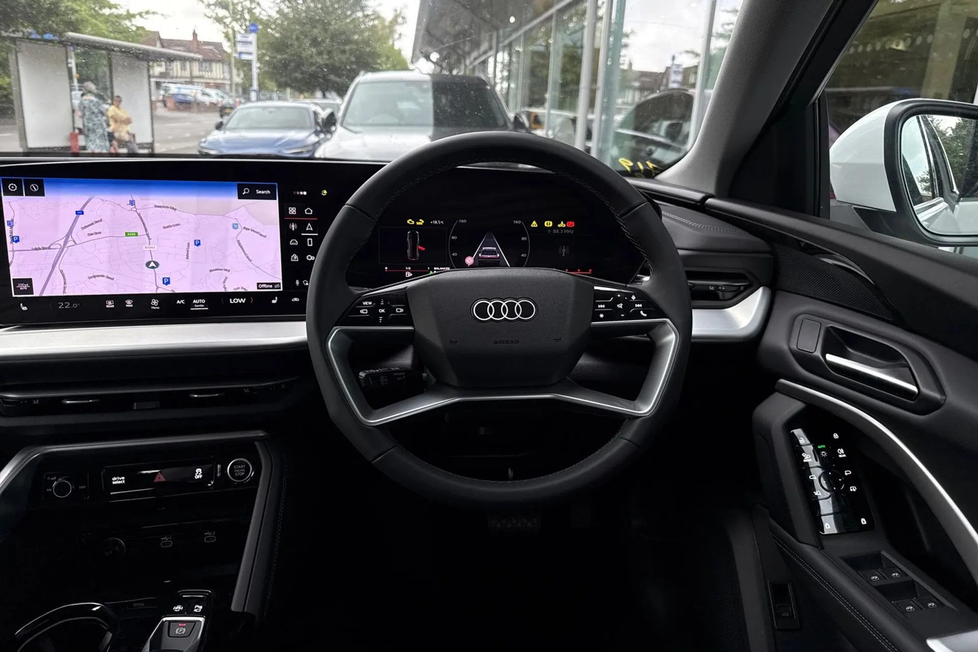 Audi Q5 thumbnail image number 33