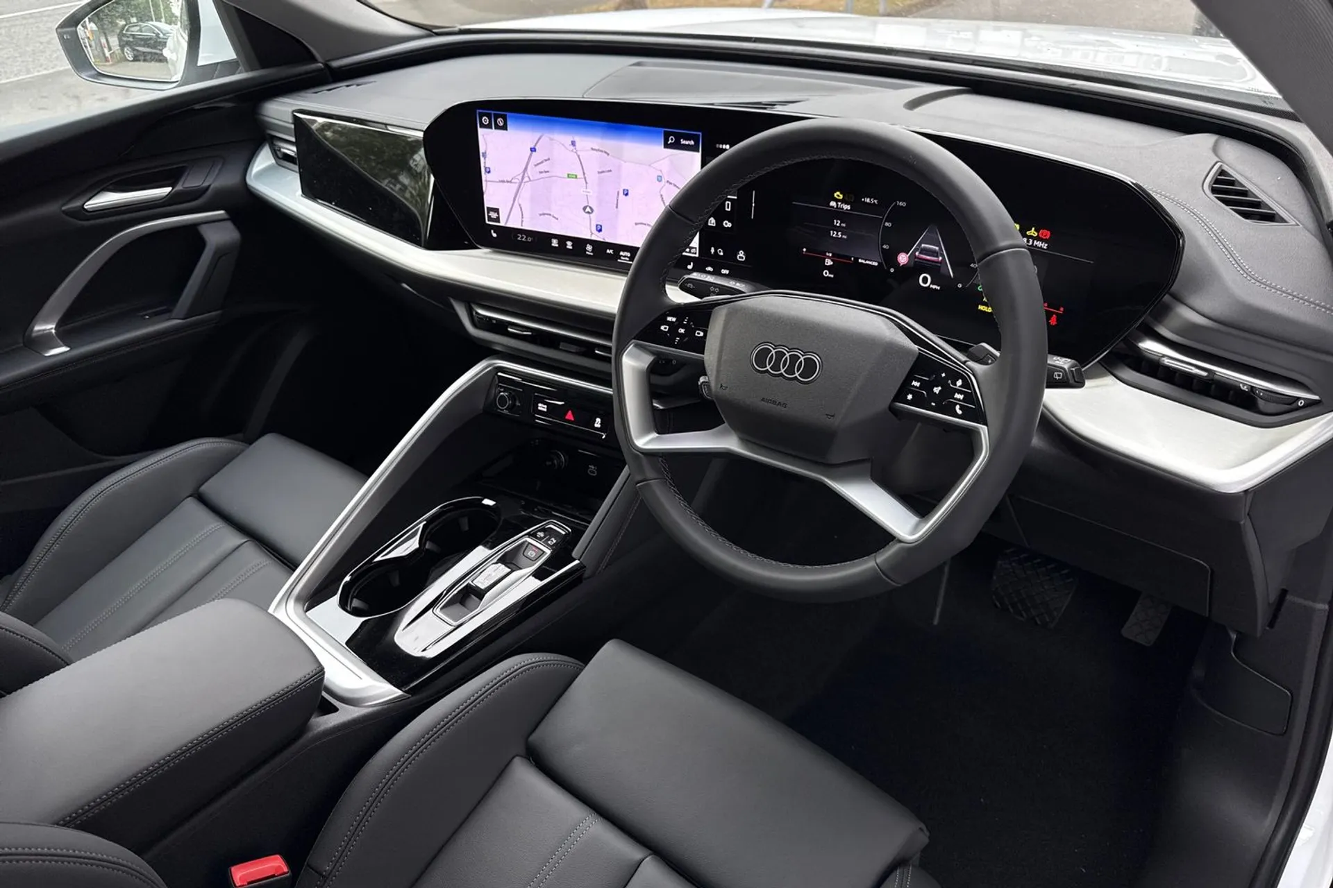 Audi Q5 thumbnail image number 25