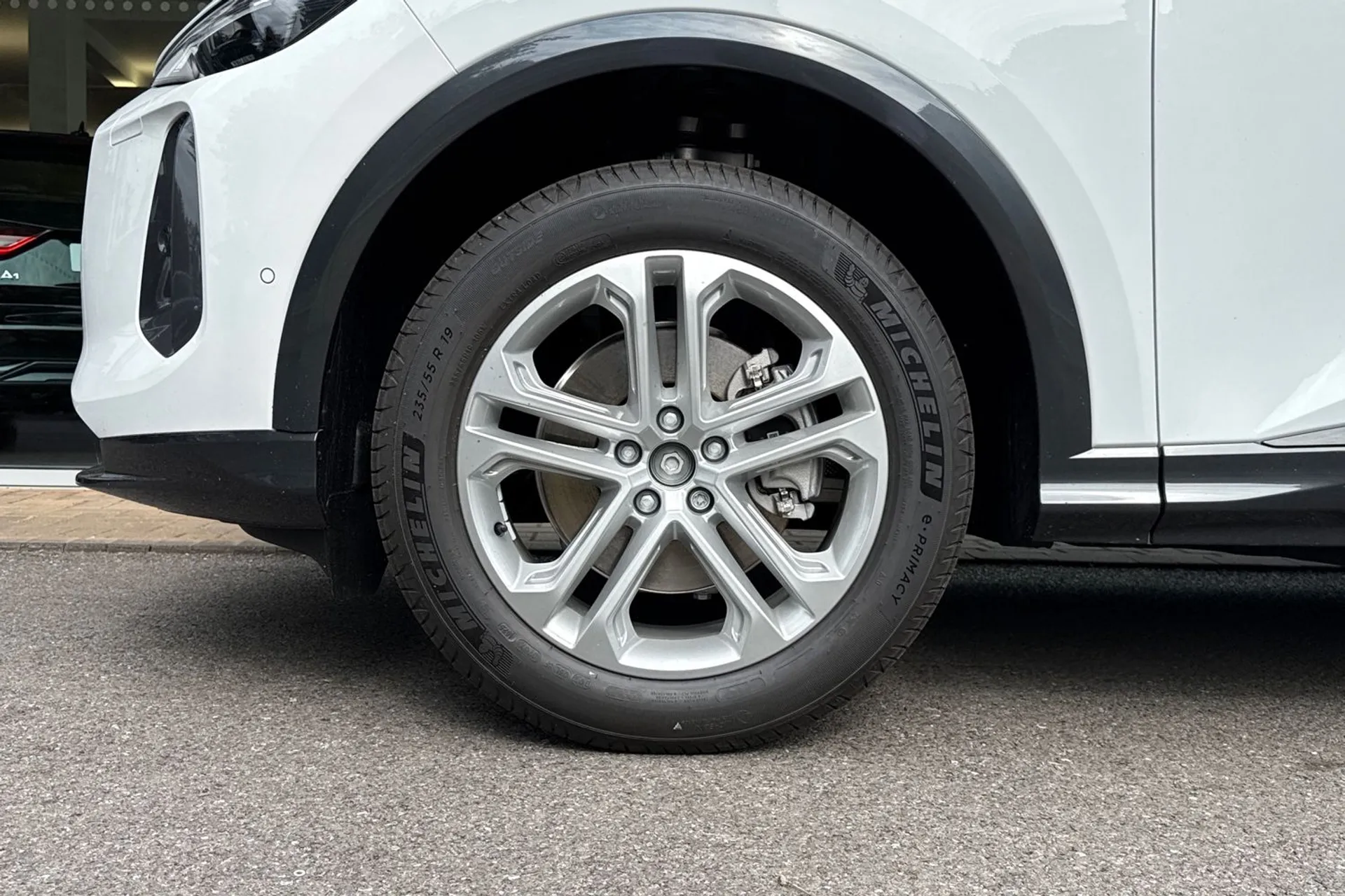 Audi Q5 thumbnail image number 12