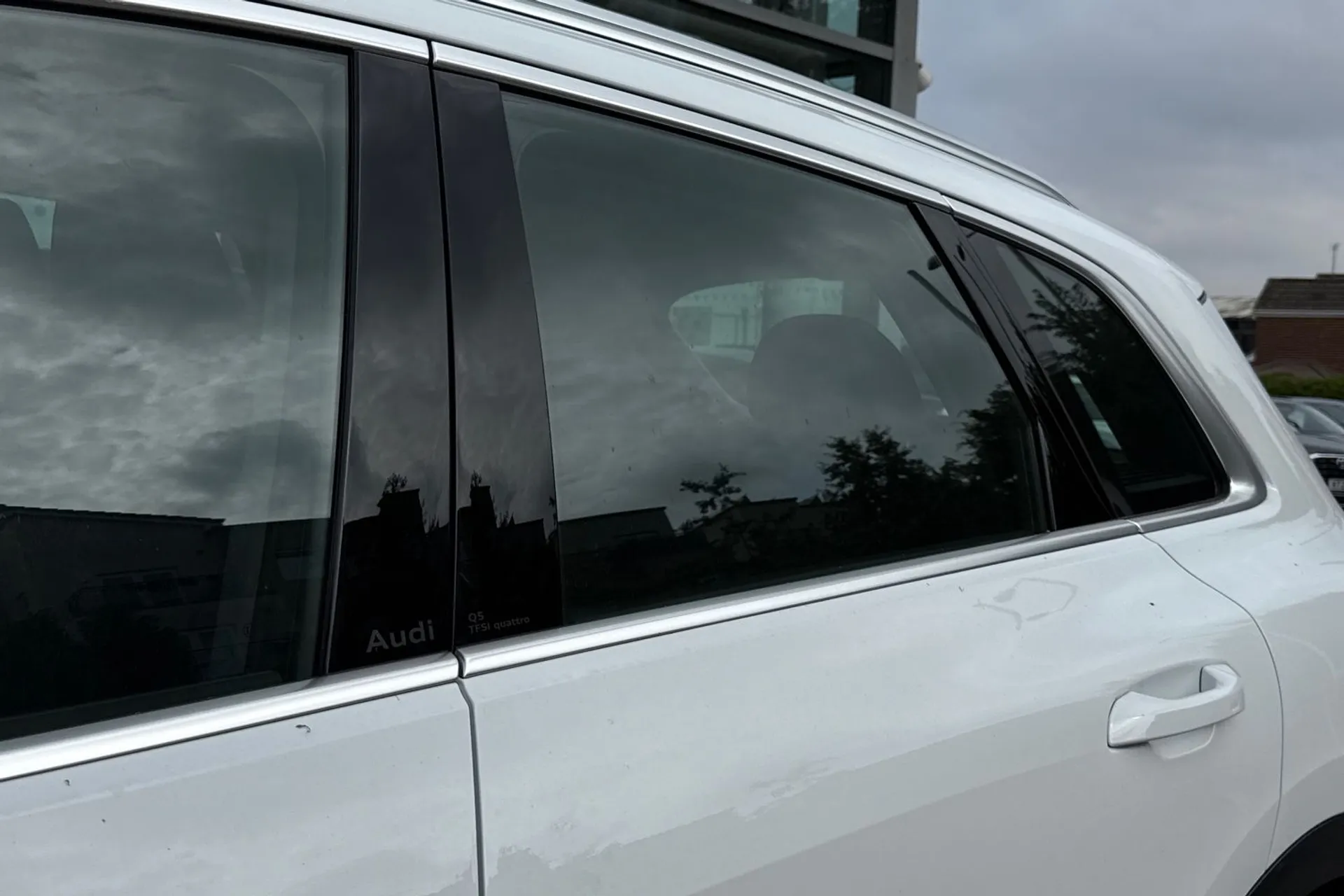 Audi Q5 thumbnail image number 13