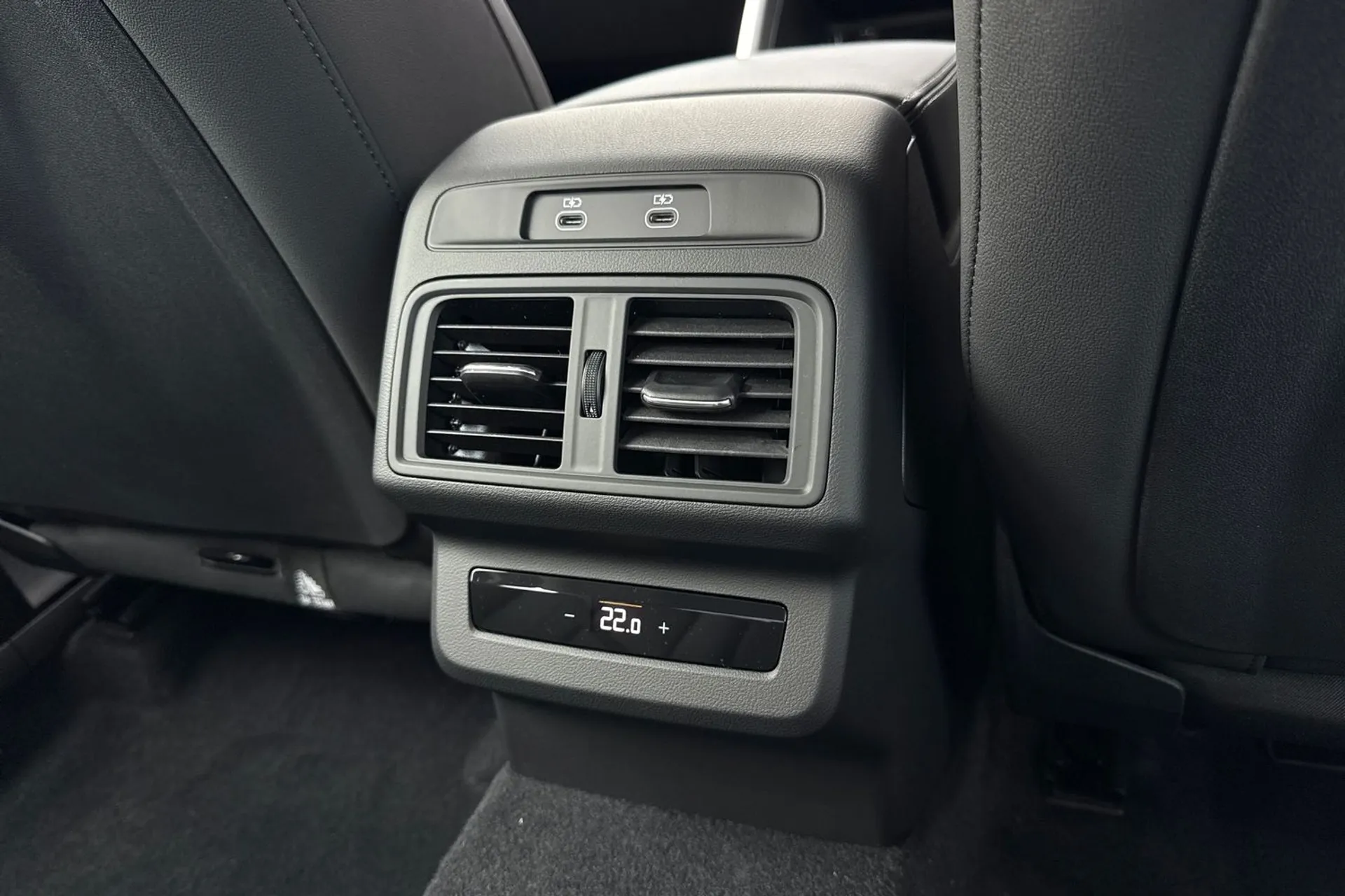 Audi Q5 thumbnail image number 44
