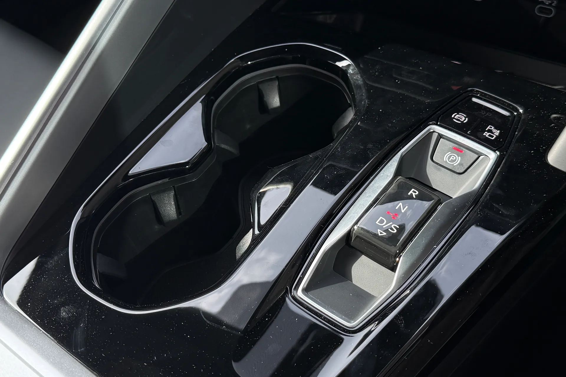 Audi Q5 thumbnail image number 18