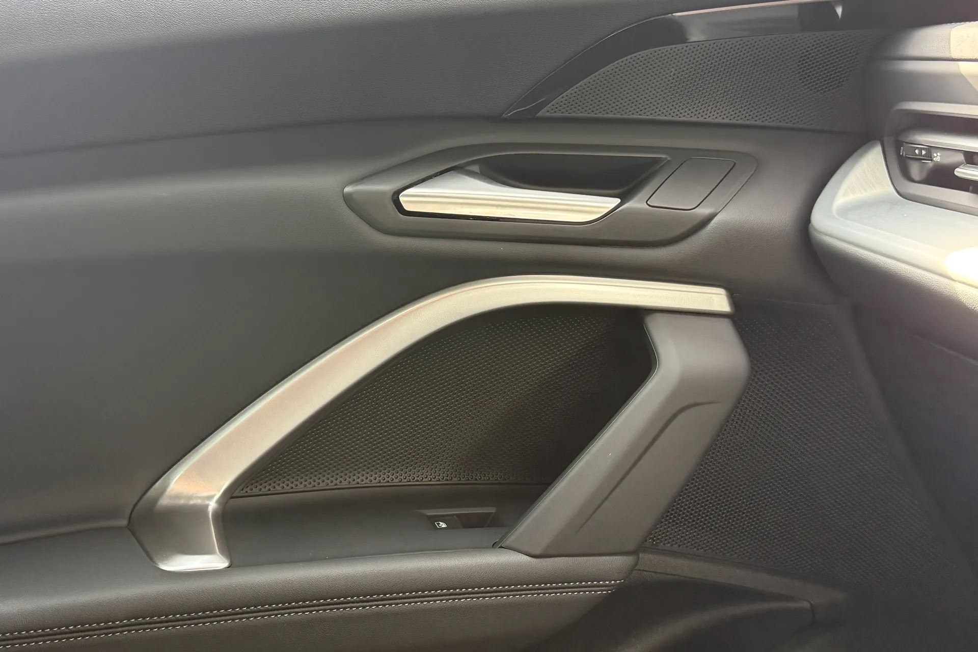 Audi Q5 thumbnail image number 20