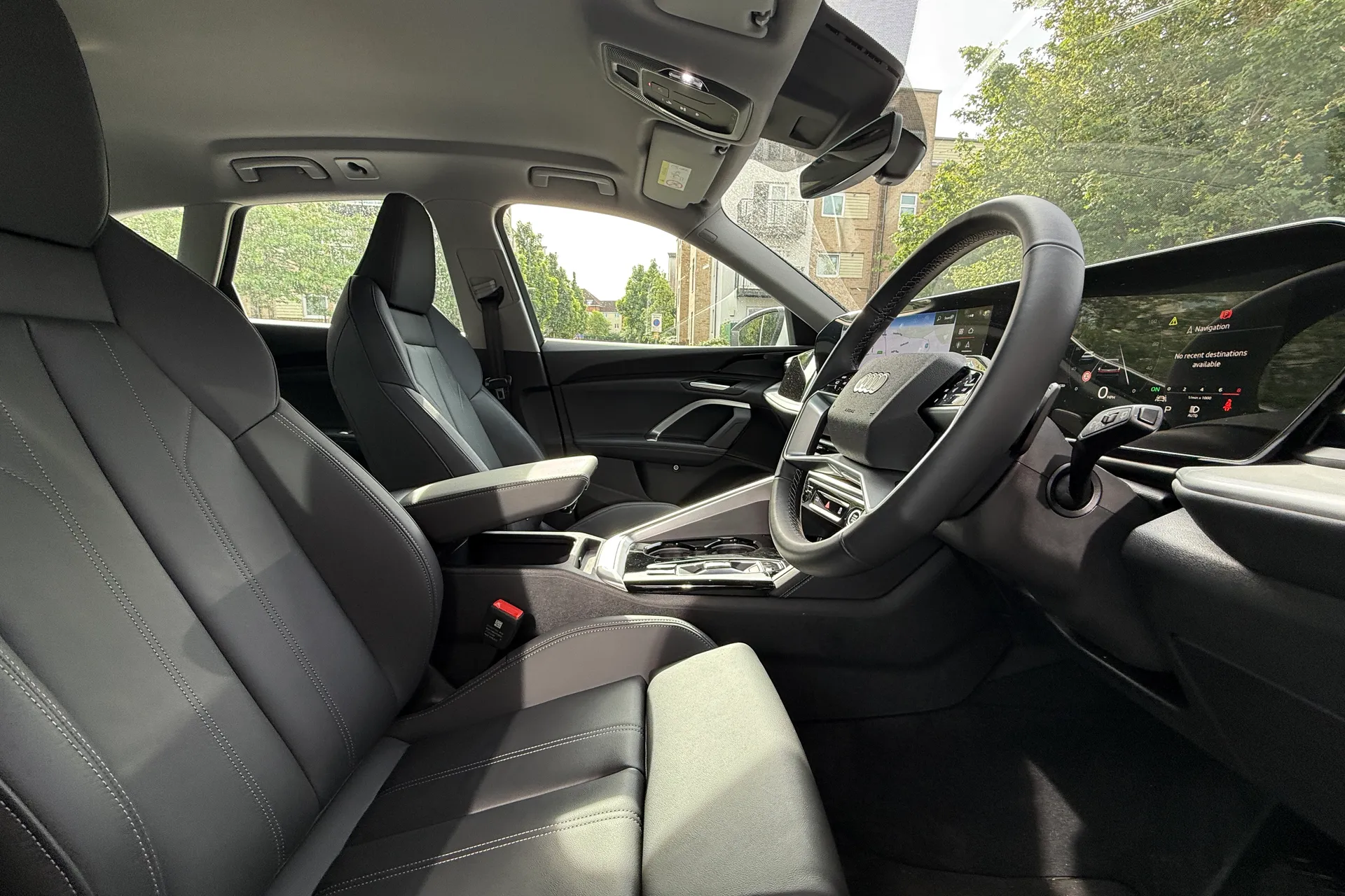 Audi Q5 thumbnail image number 22