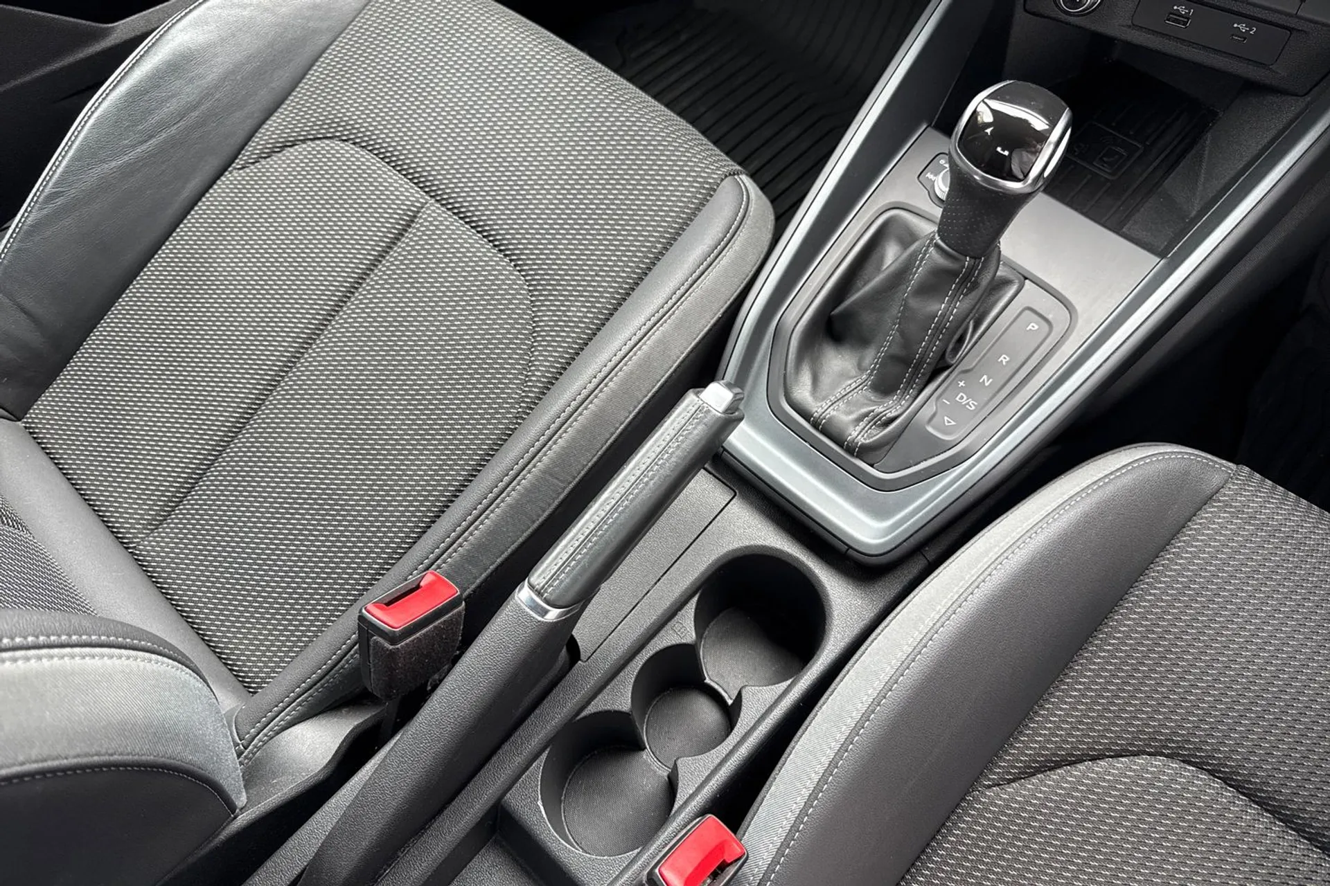 Audi A1 thumbnail image number 43