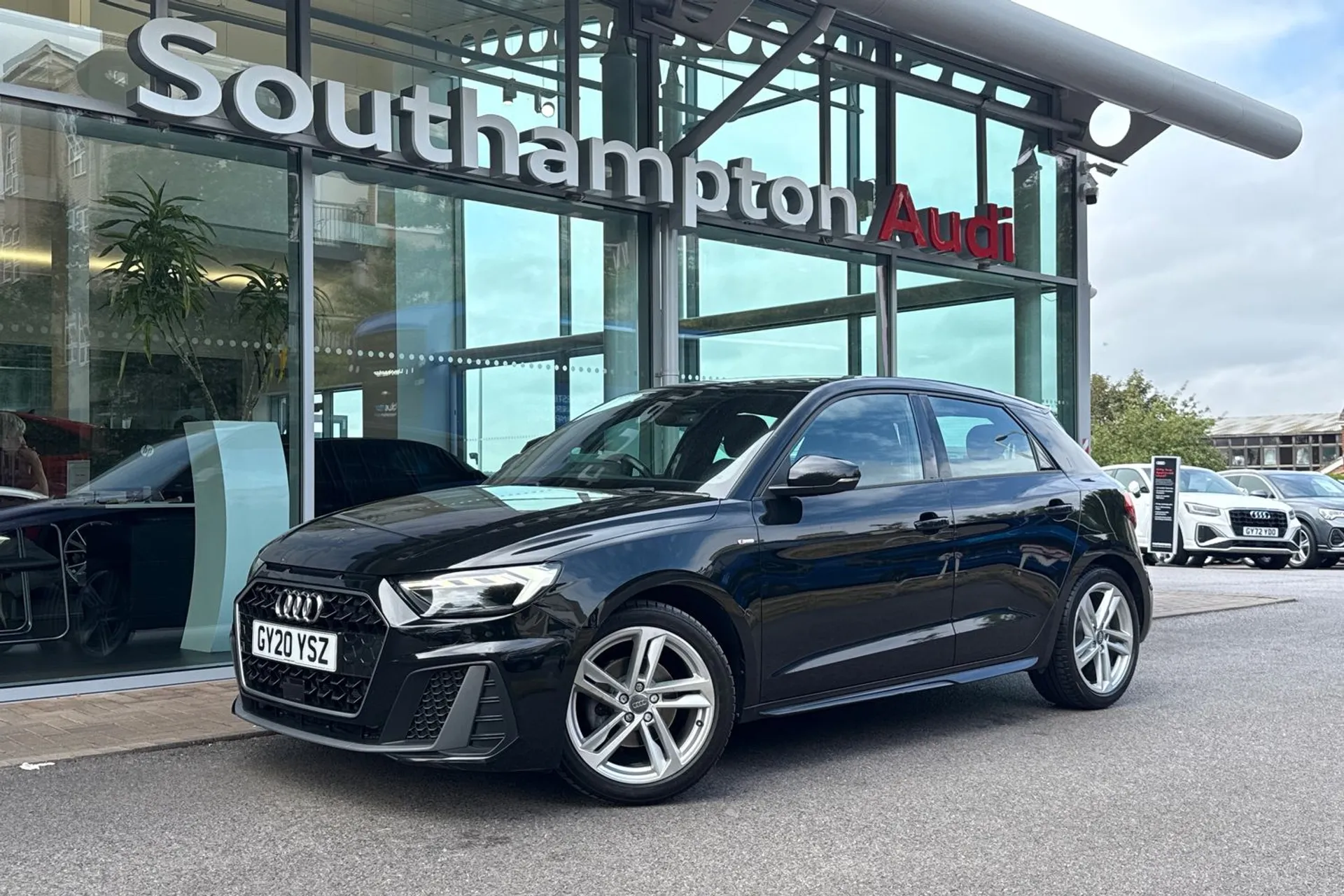 Audi A1 thumbnail image number 10