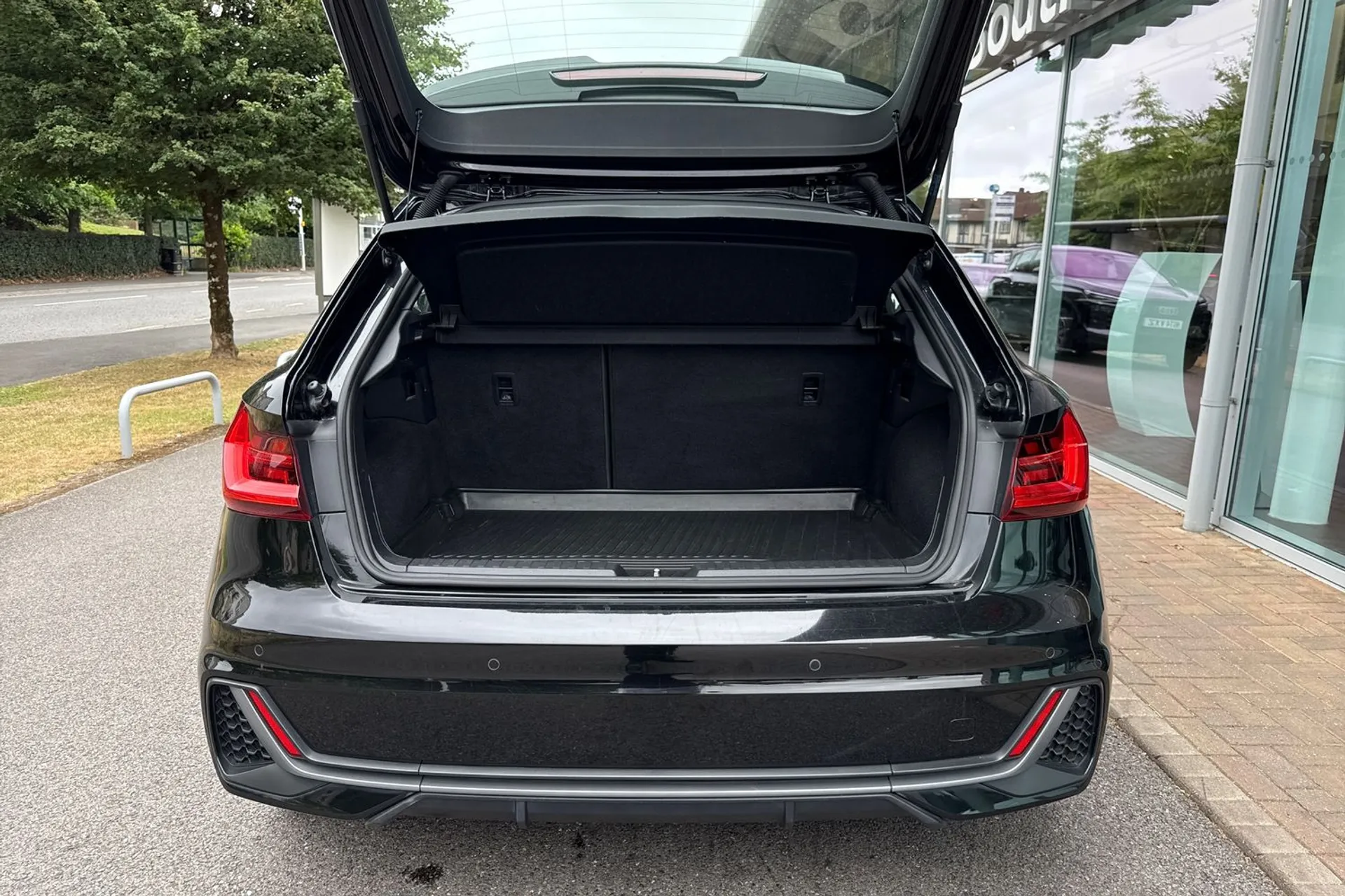 Audi A1 thumbnail image number 18