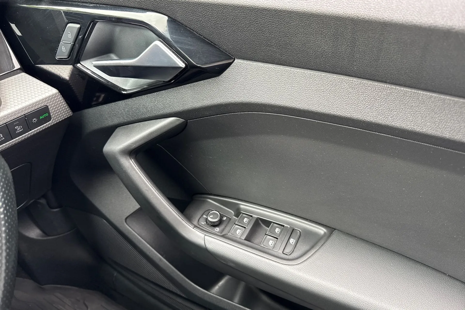 Audi A1 thumbnail image number 39