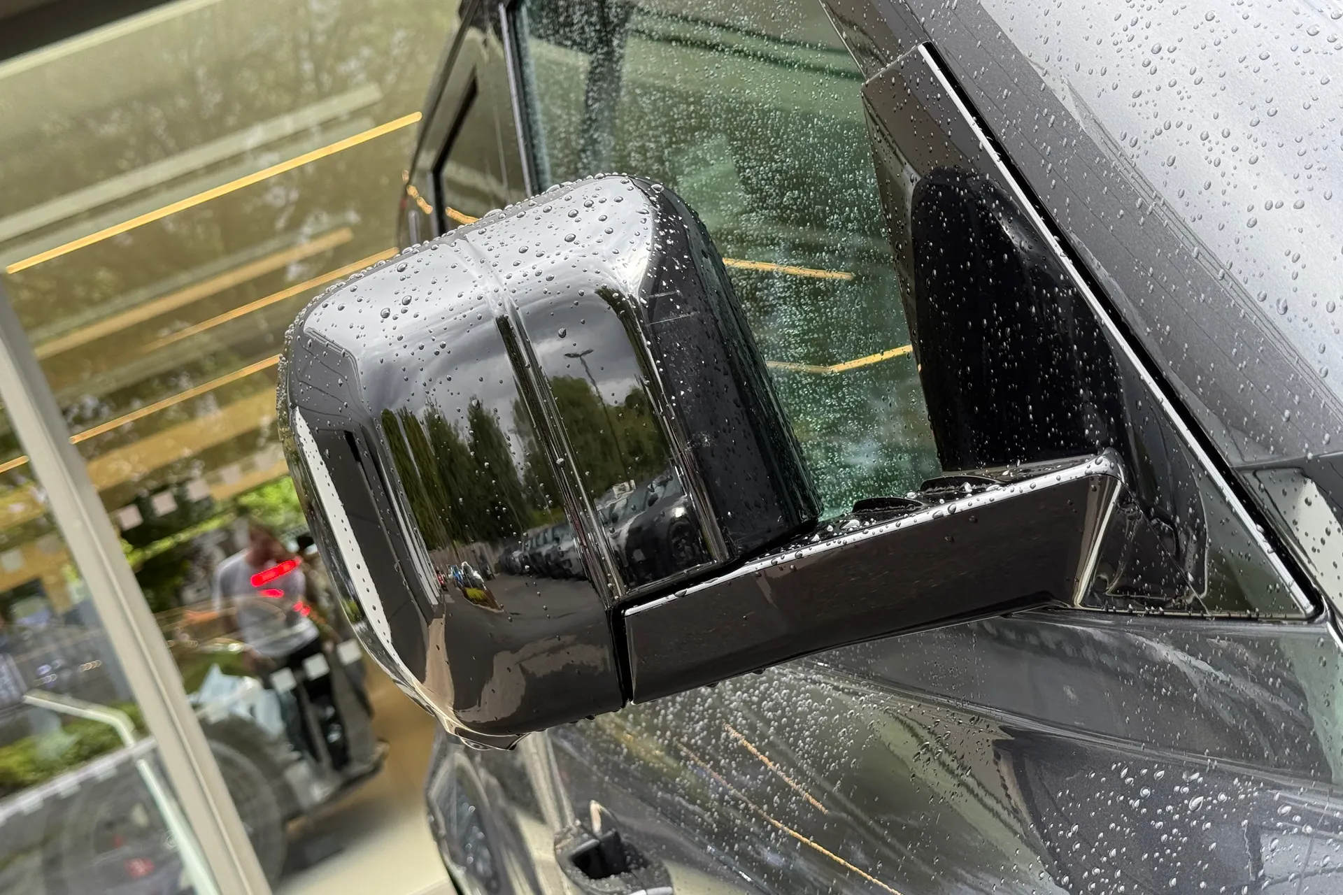 LAND ROVER DEFENDER thumbnail image number 52