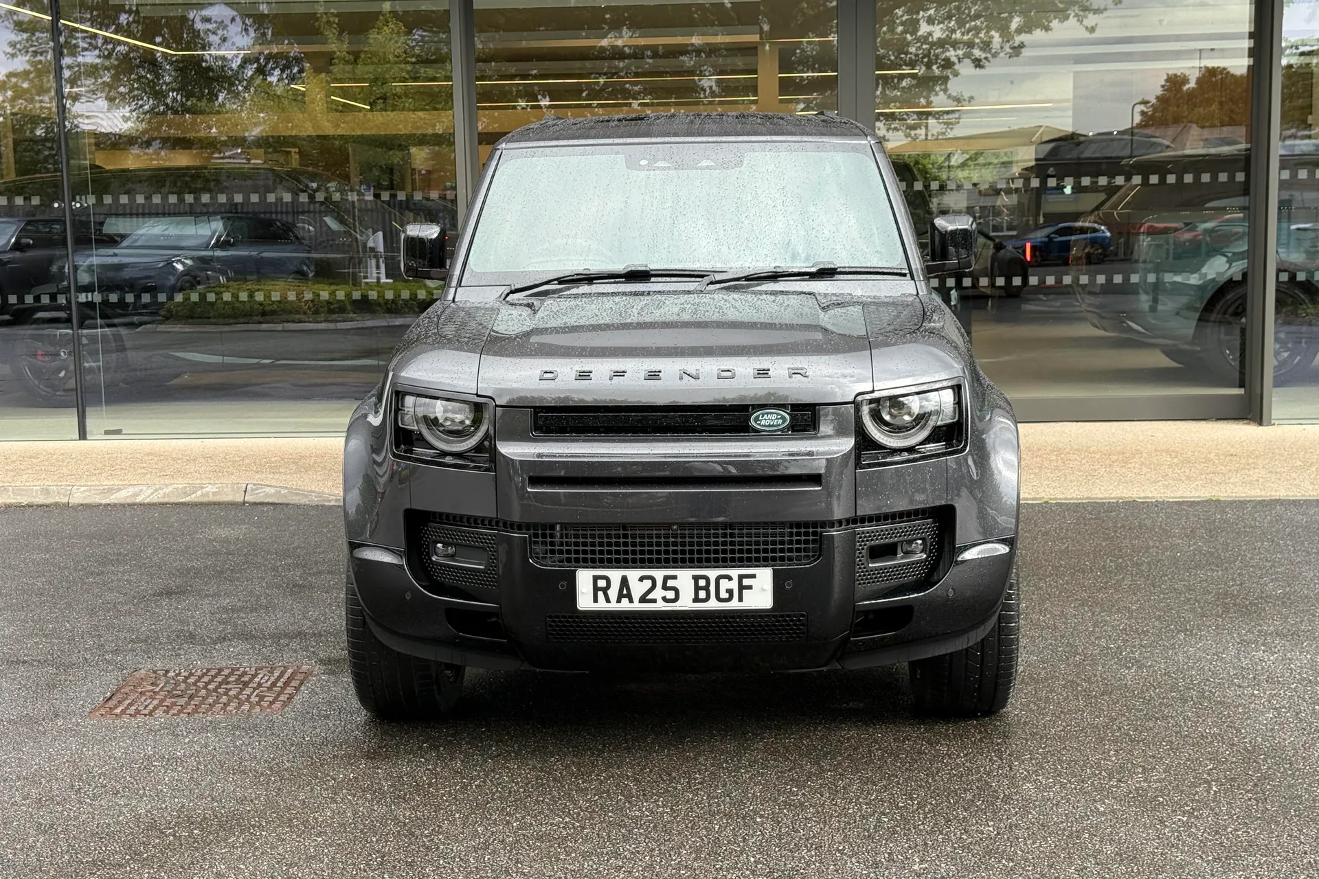 LAND ROVER DEFENDER thumbnail image number 6