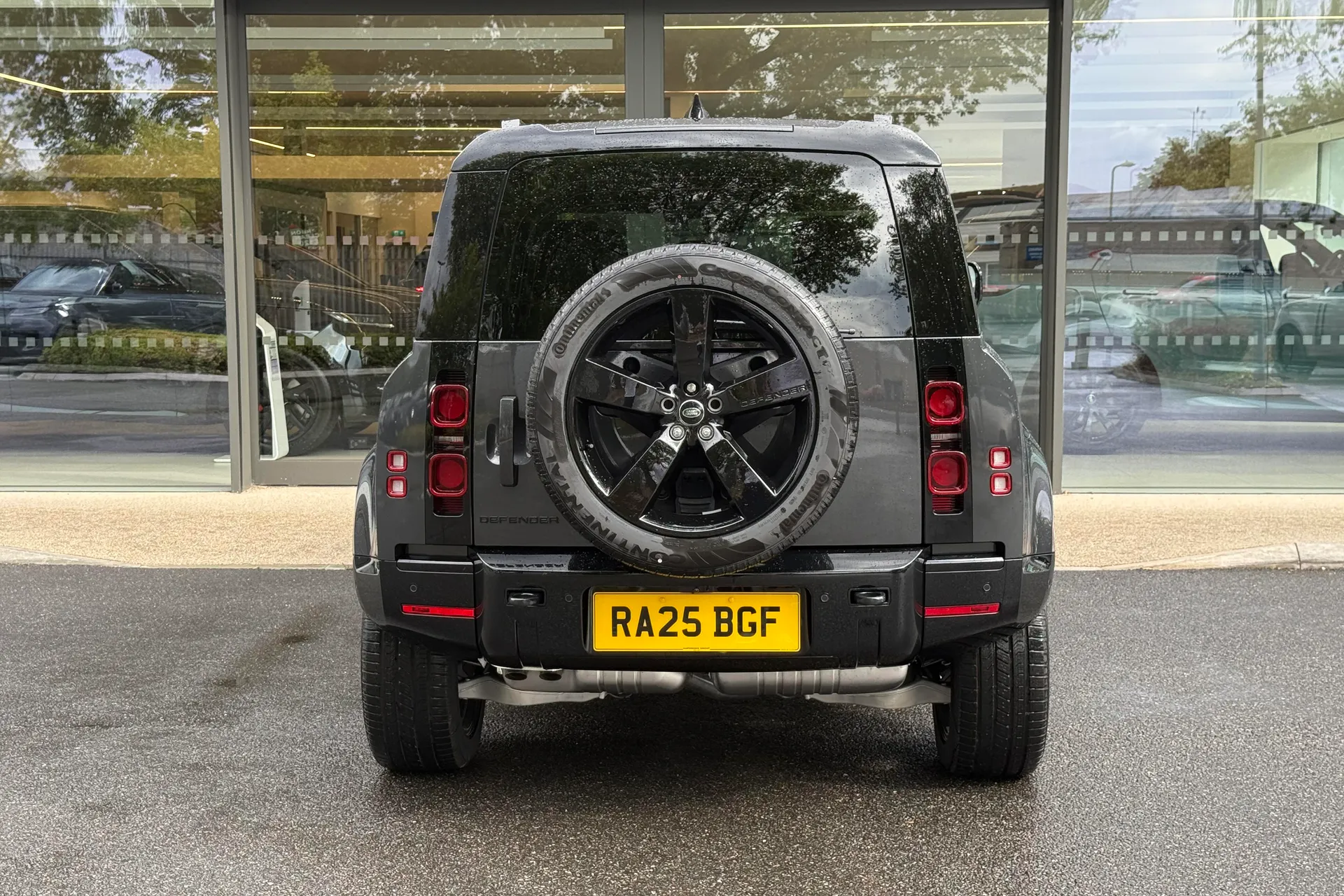 LAND ROVER DEFENDER thumbnail image number 8