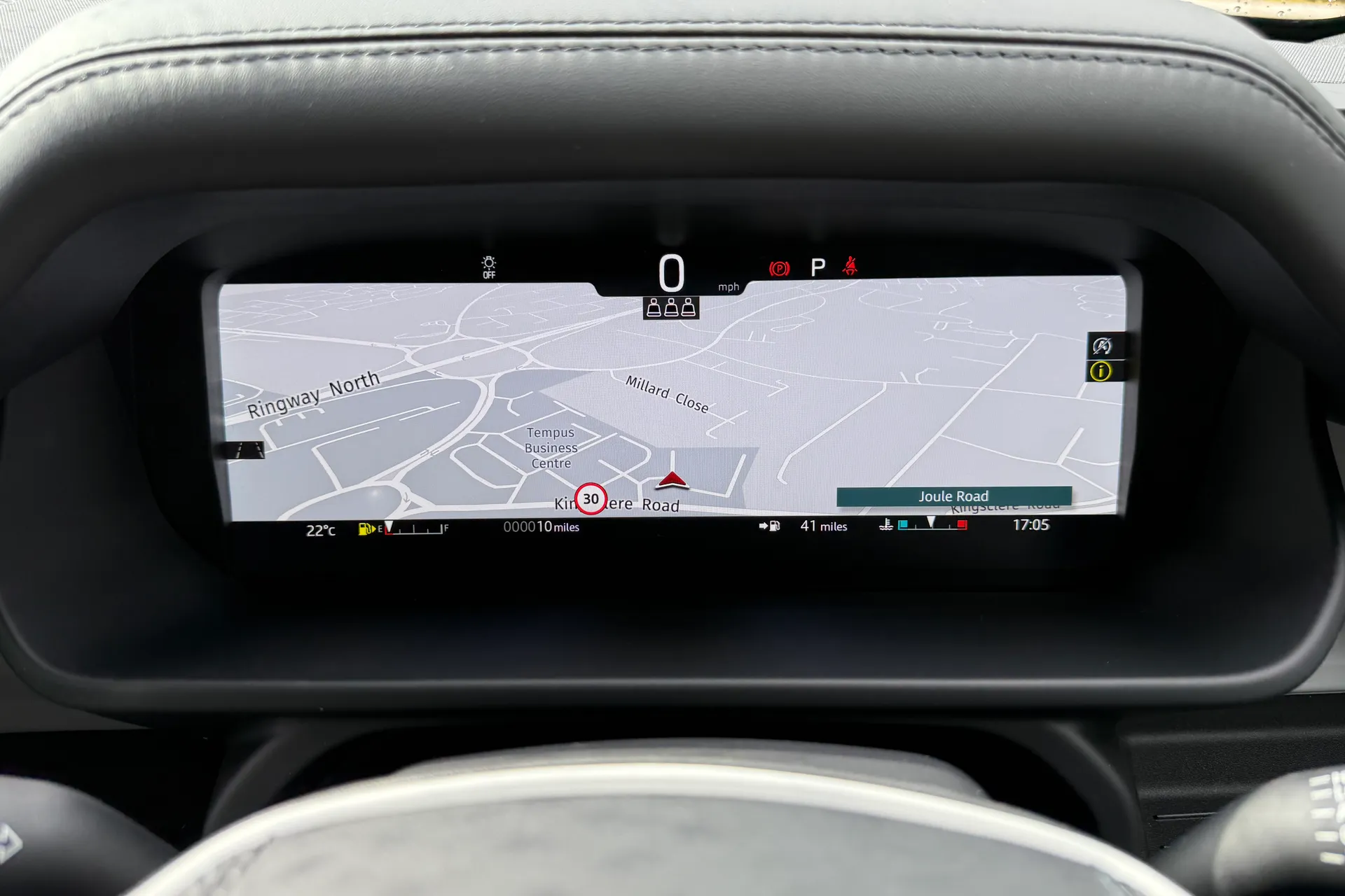 LAND ROVER DEFENDER thumbnail image number 24