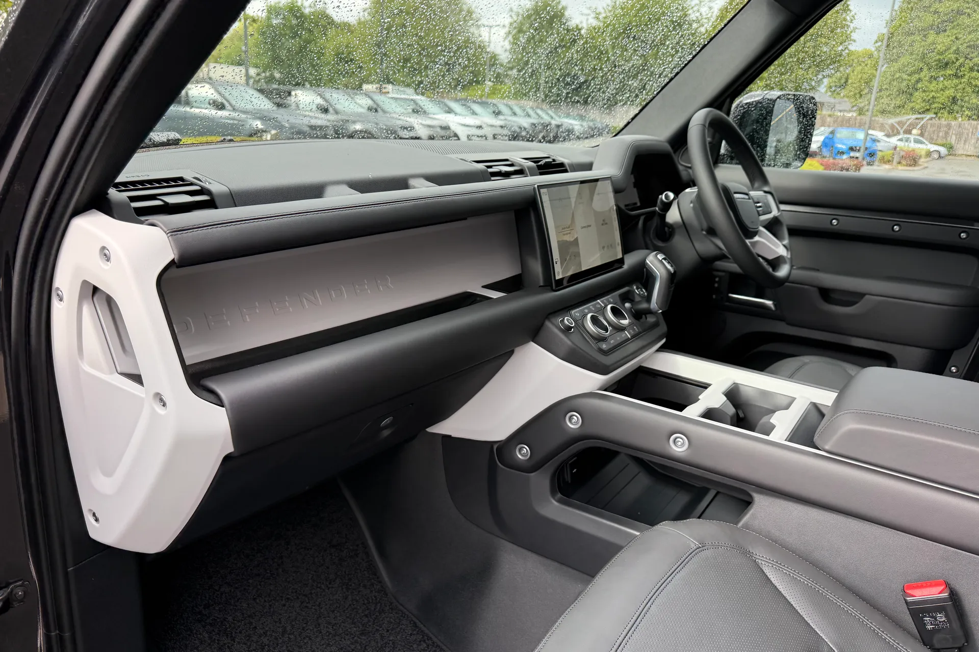 LAND ROVER DEFENDER thumbnail image number 47