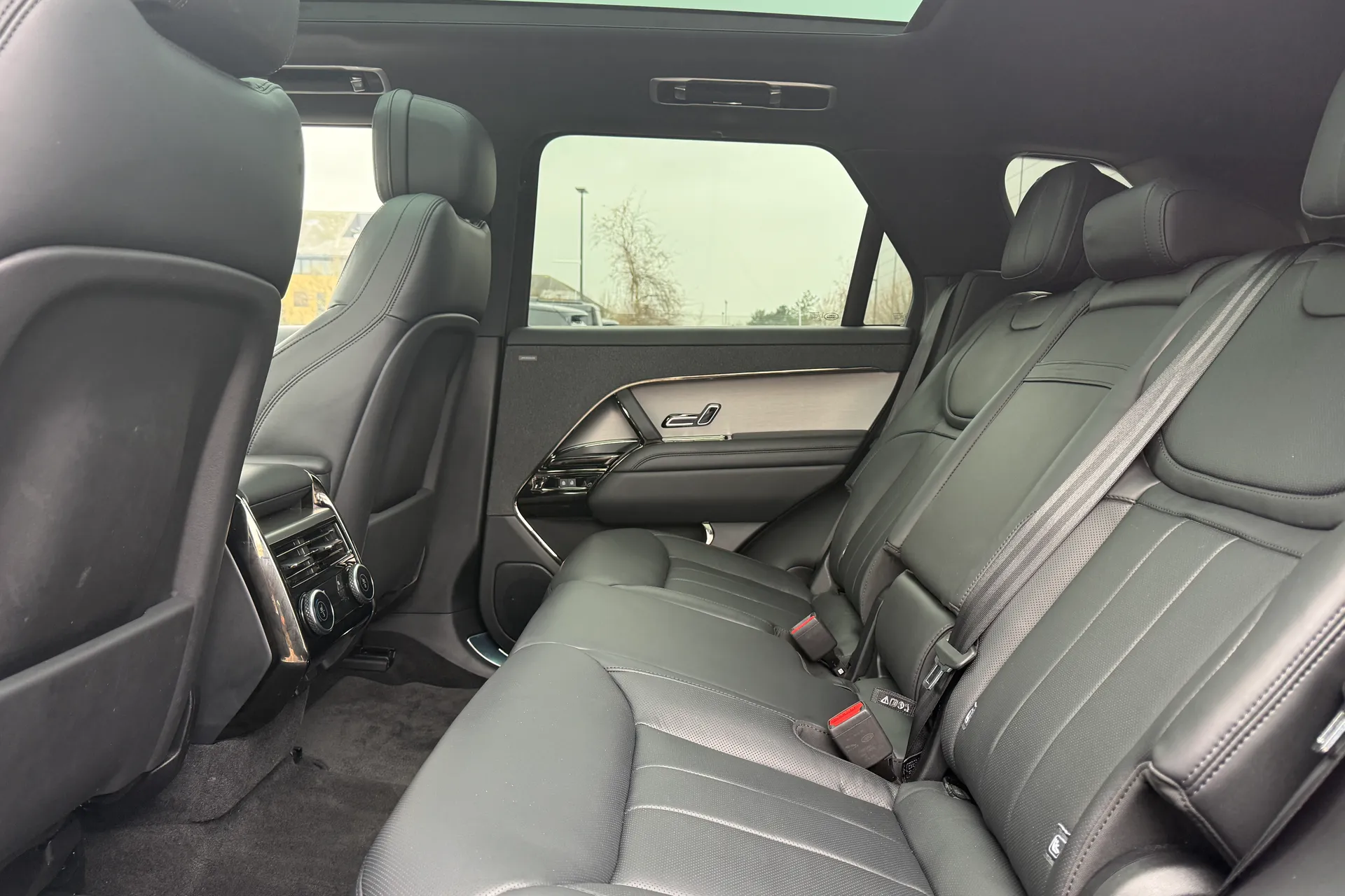 LAND ROVER RANGE ROVER SPORT thumbnail image number 34