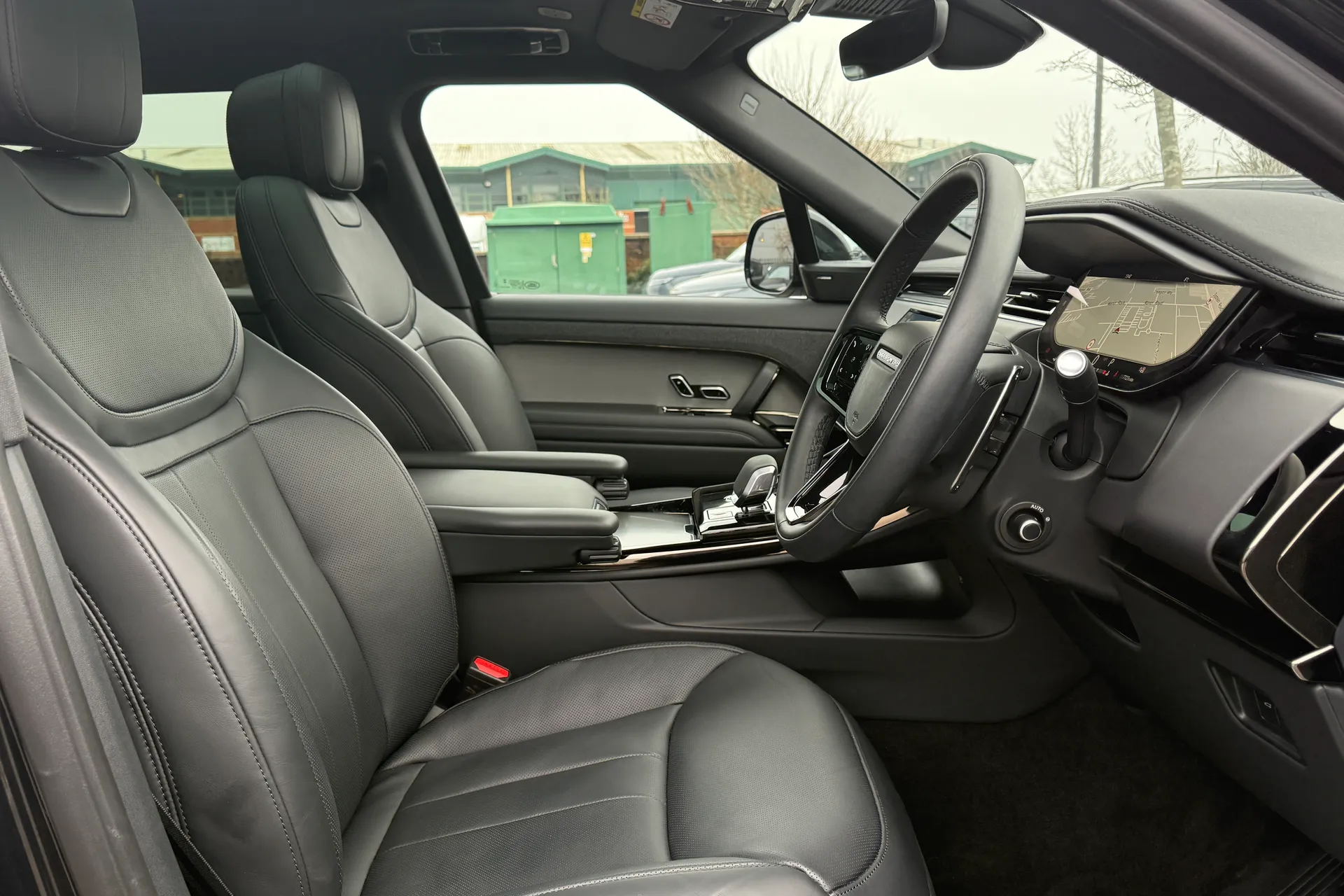 LAND ROVER RANGE ROVER SPORT thumbnail image number 24