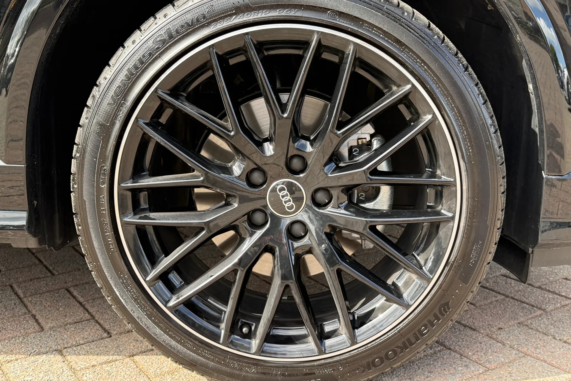 Audi Q2 thumbnail image number 8