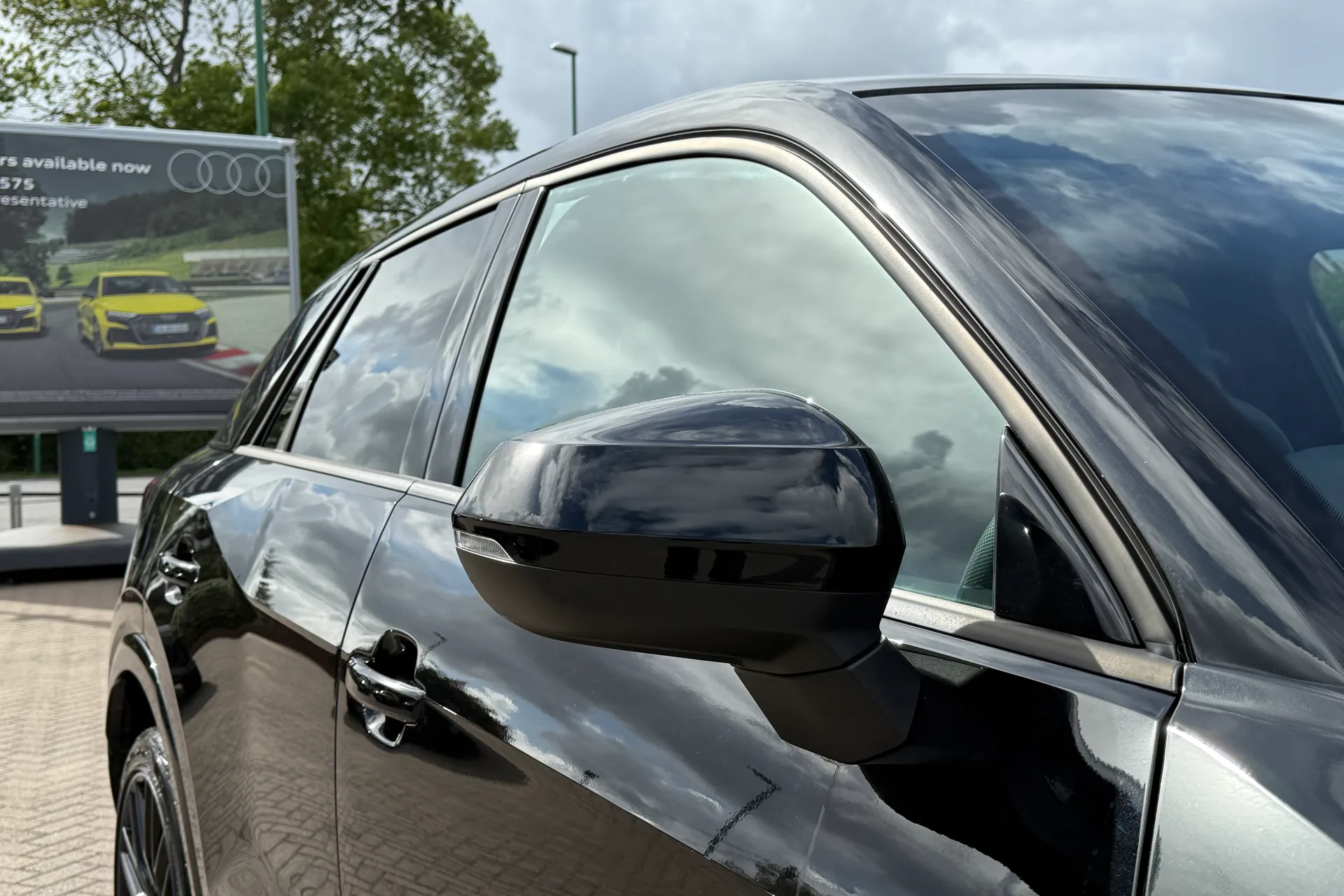 Audi Q2 thumbnail image number 50