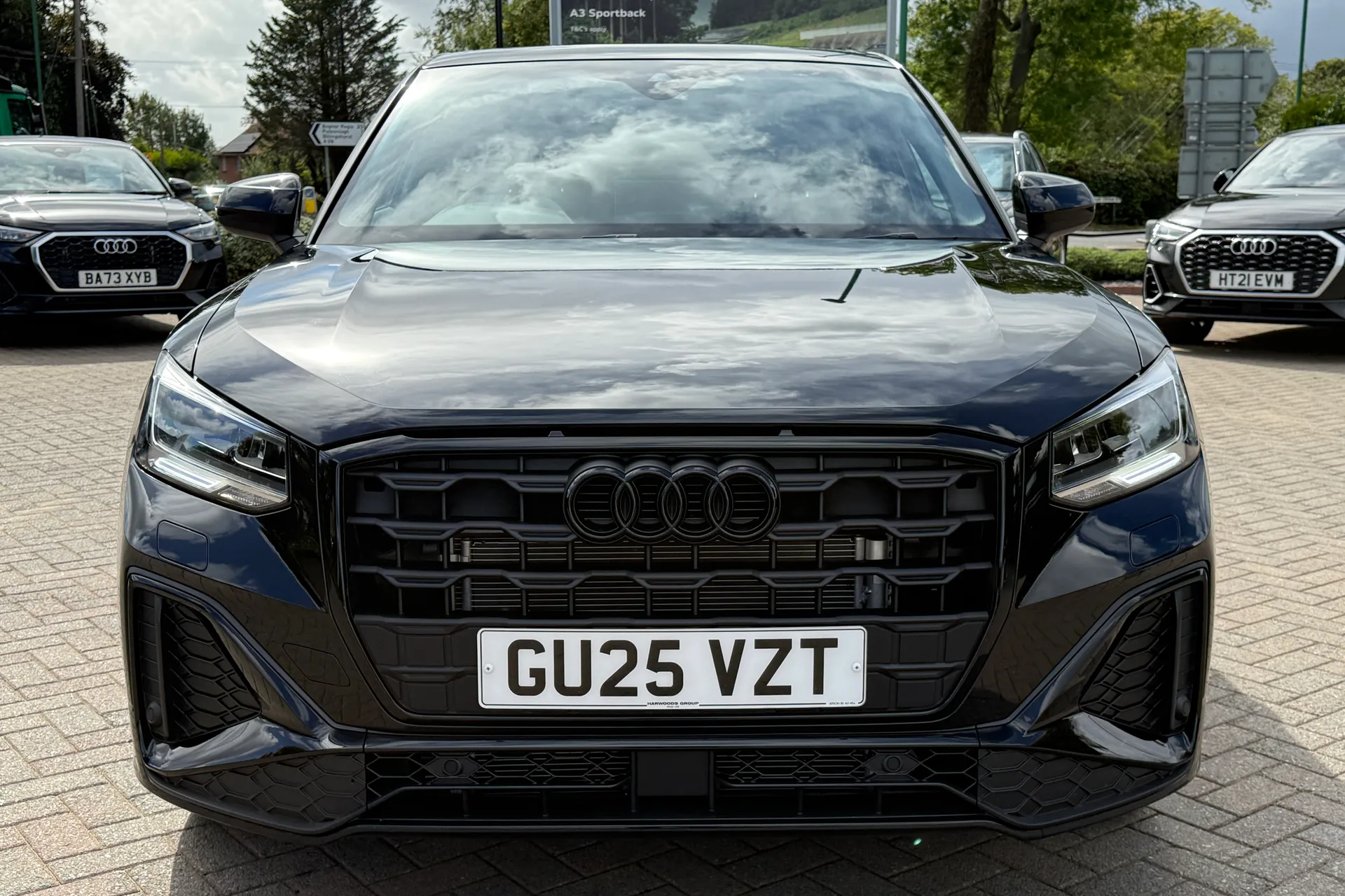 Audi Q2 thumbnail image number 26