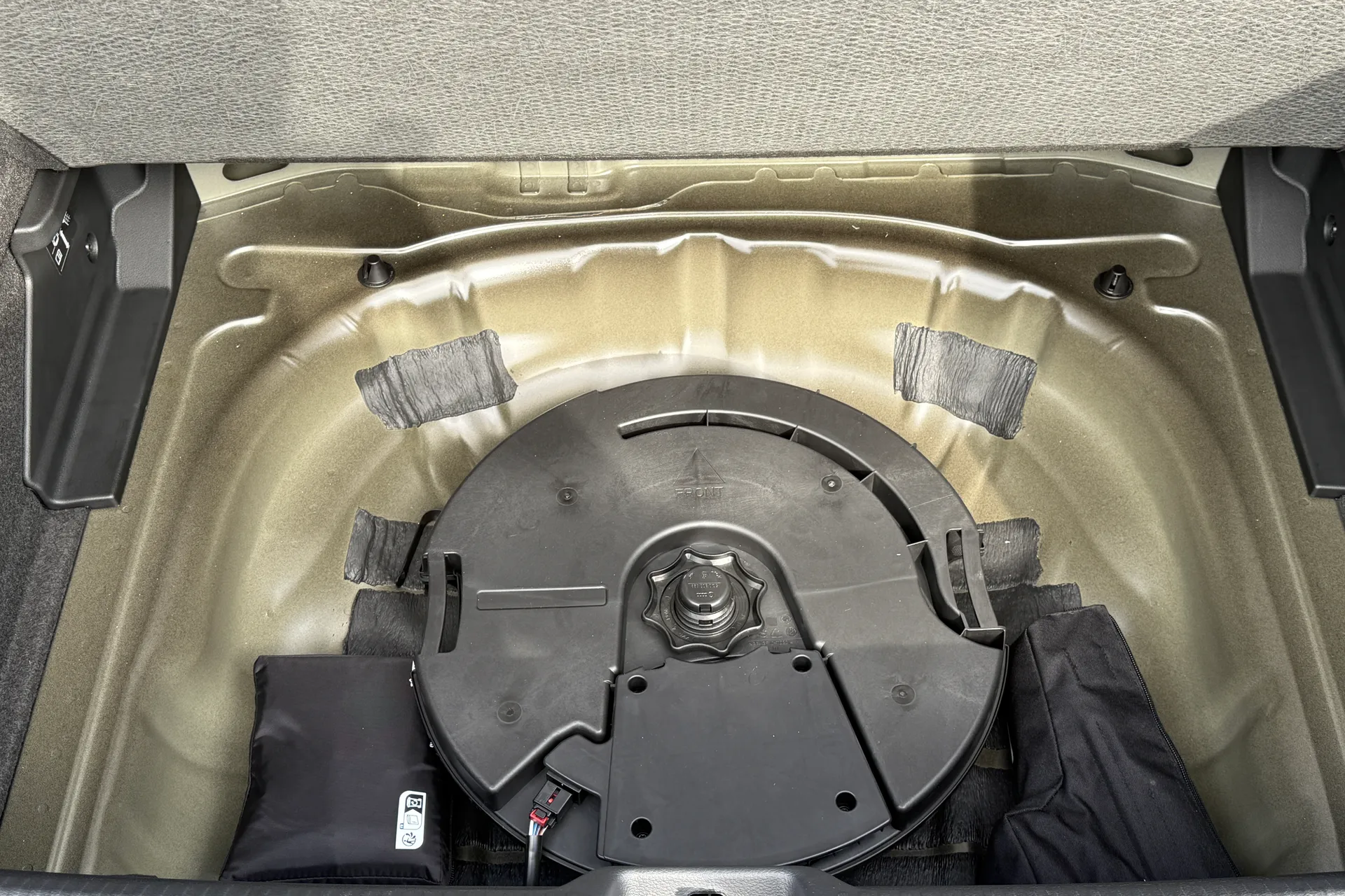 Audi Q2 thumbnail image number 39