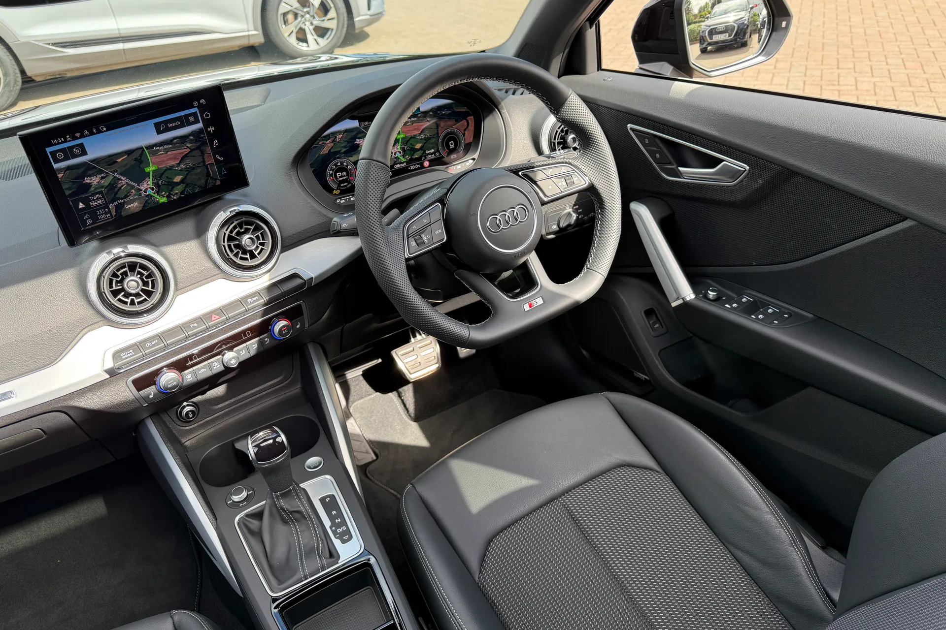 Audi Q2 thumbnail image number 46